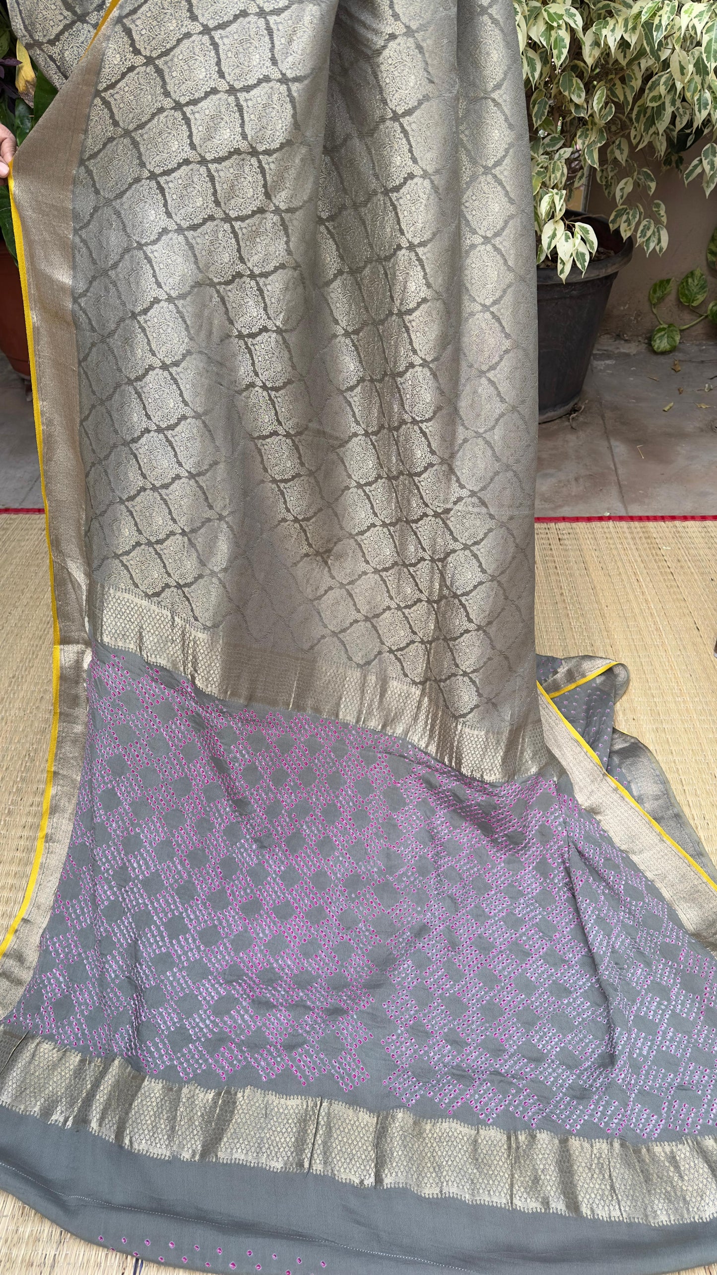 Pure Silk Crepe Benaras with Bandhini