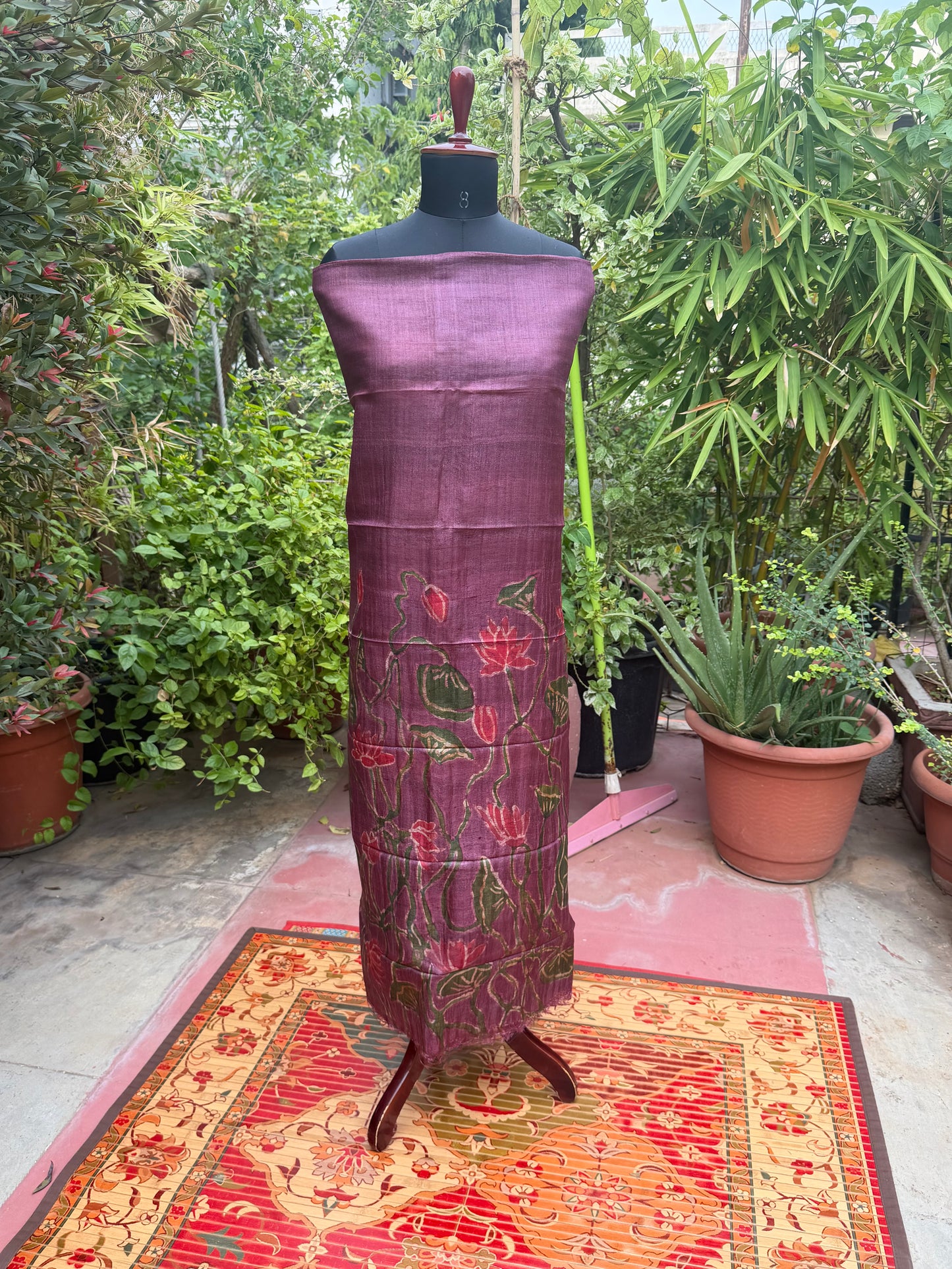 Pure silk hand-batik kurta and dupatta set