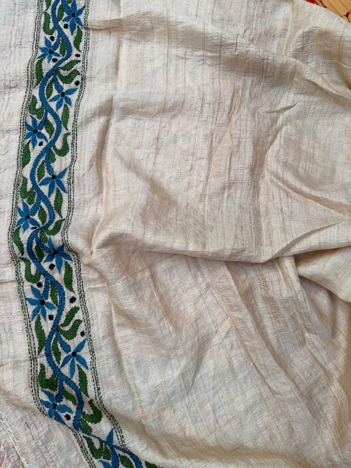 Tussar hand-knotted Bandhini with kantha embroidery