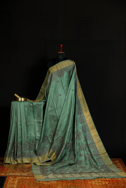 Pure tussar with tepchi chikankari