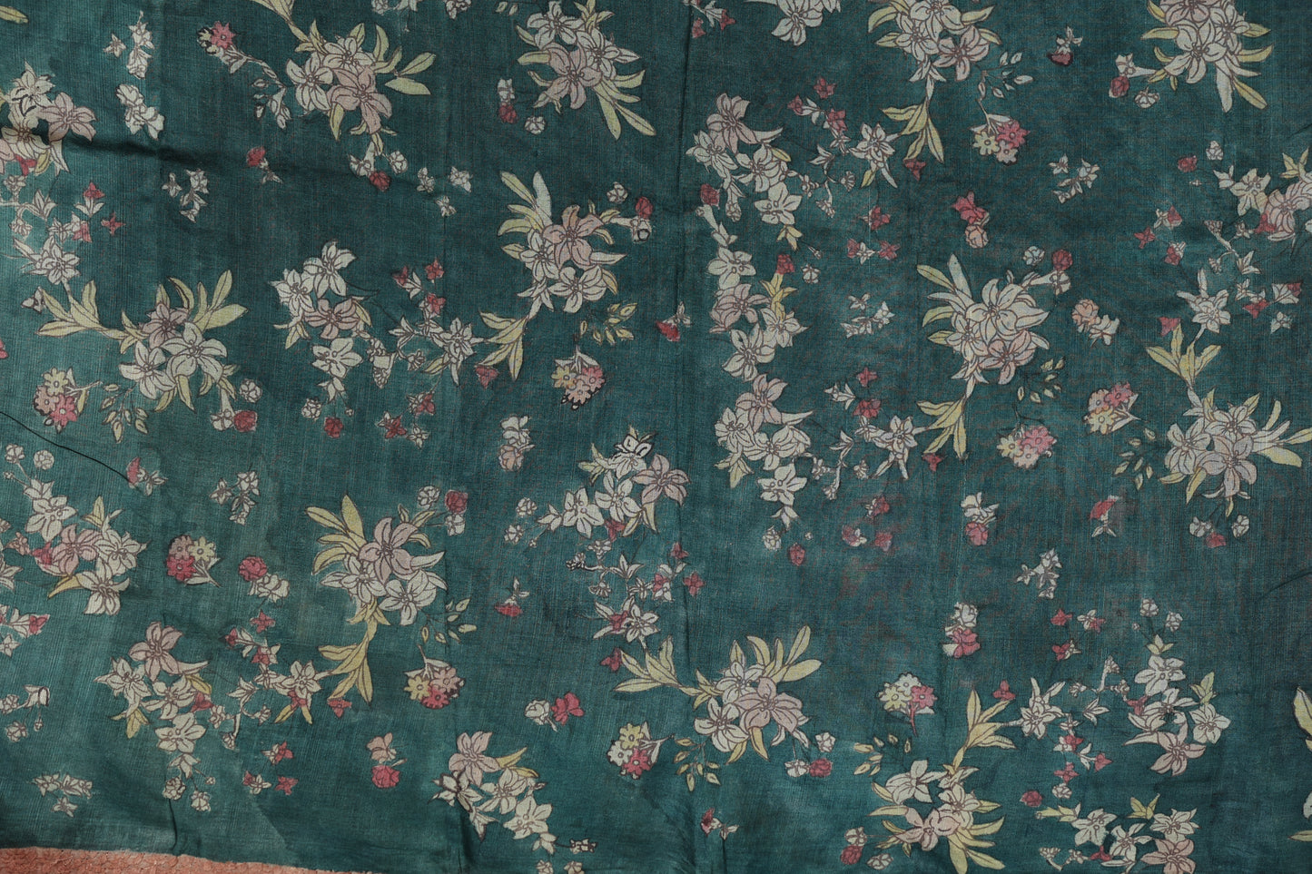 Chikankari with penkalamkari on puresilk tussar