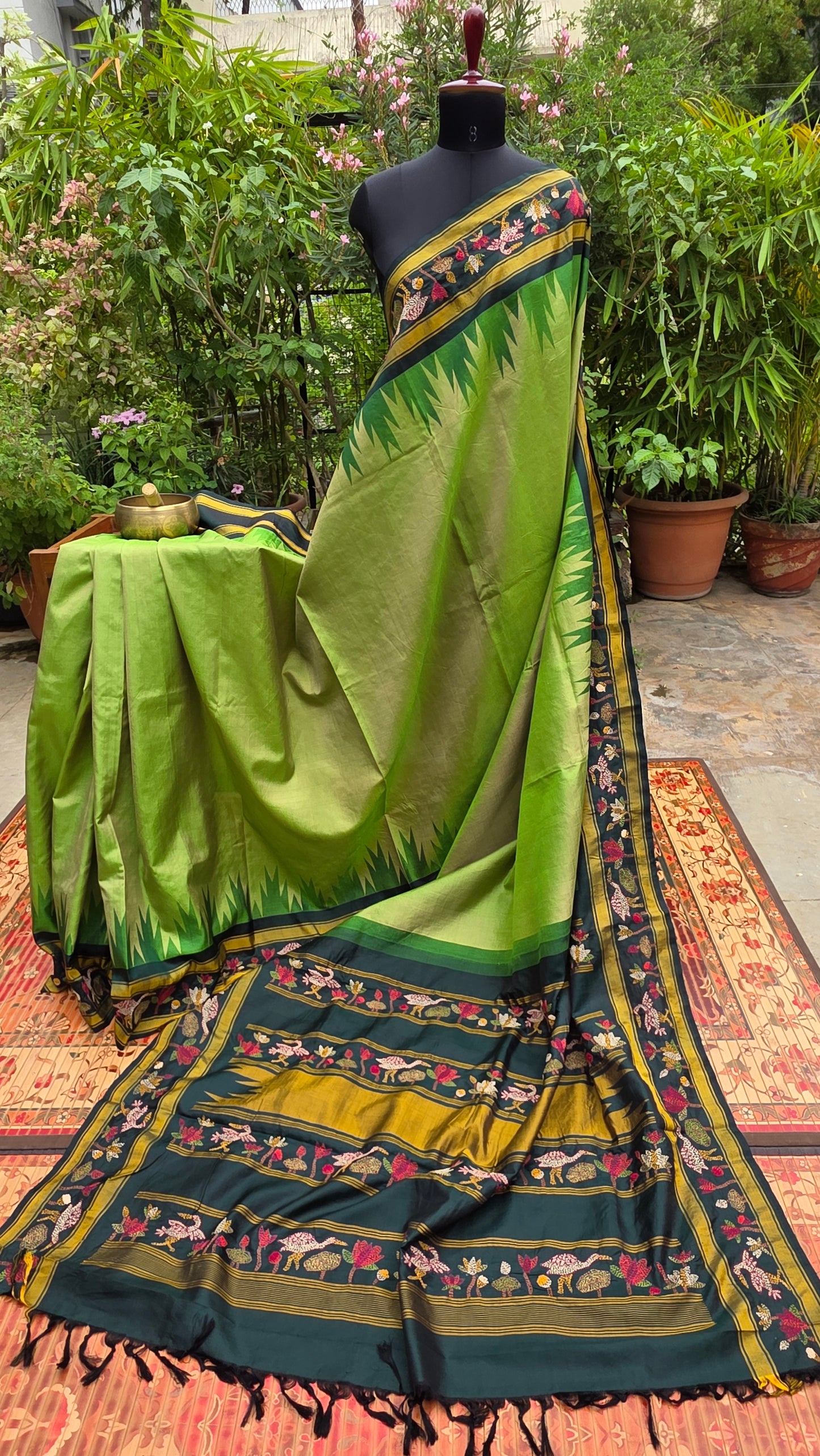 Pure silk kanchi with hand embroidered kantha