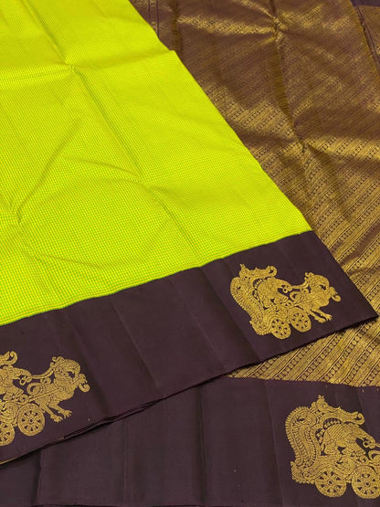 Handwoven Pure silk Kanjeeveram
