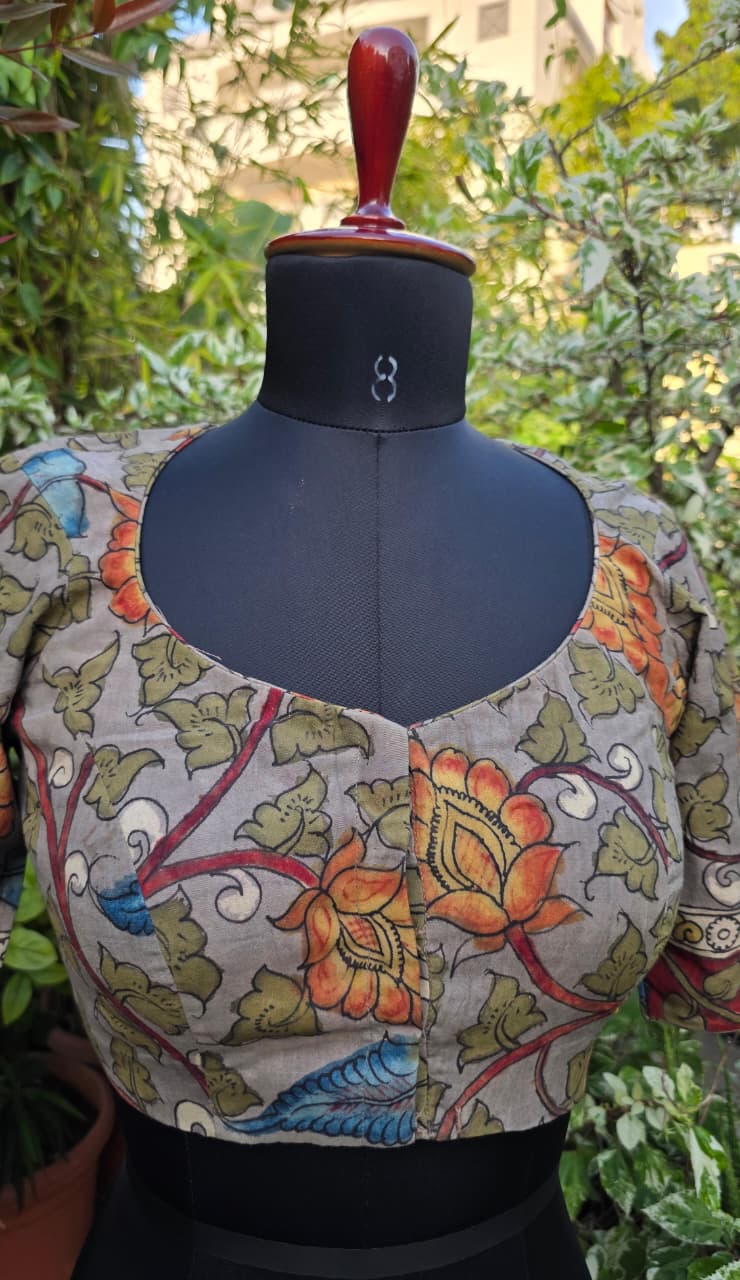 Ready to wear blouse