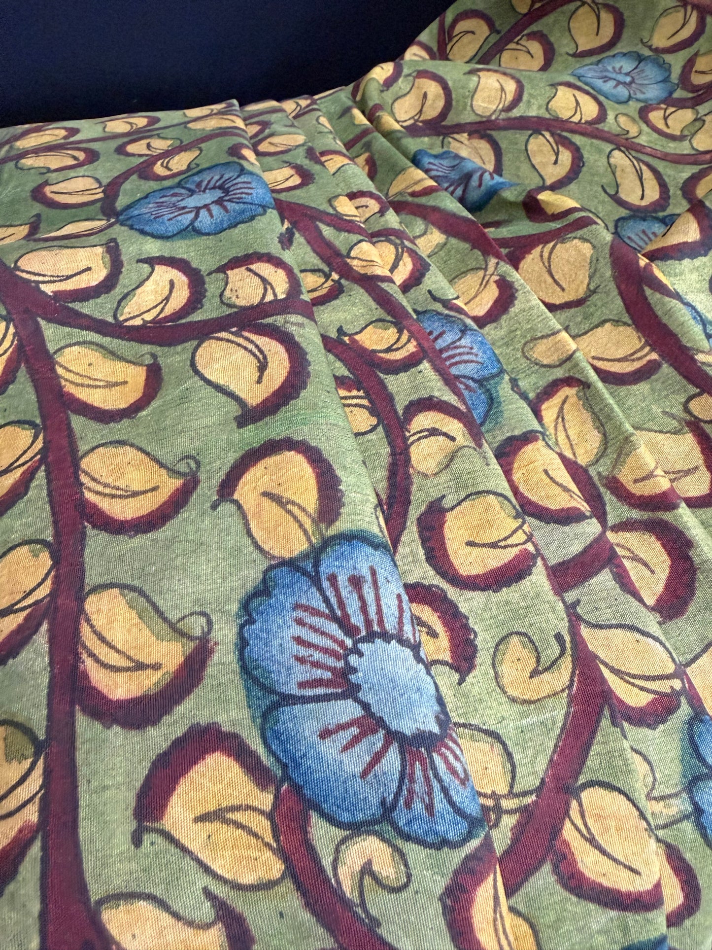 Kanchpattu penkalamkari saree