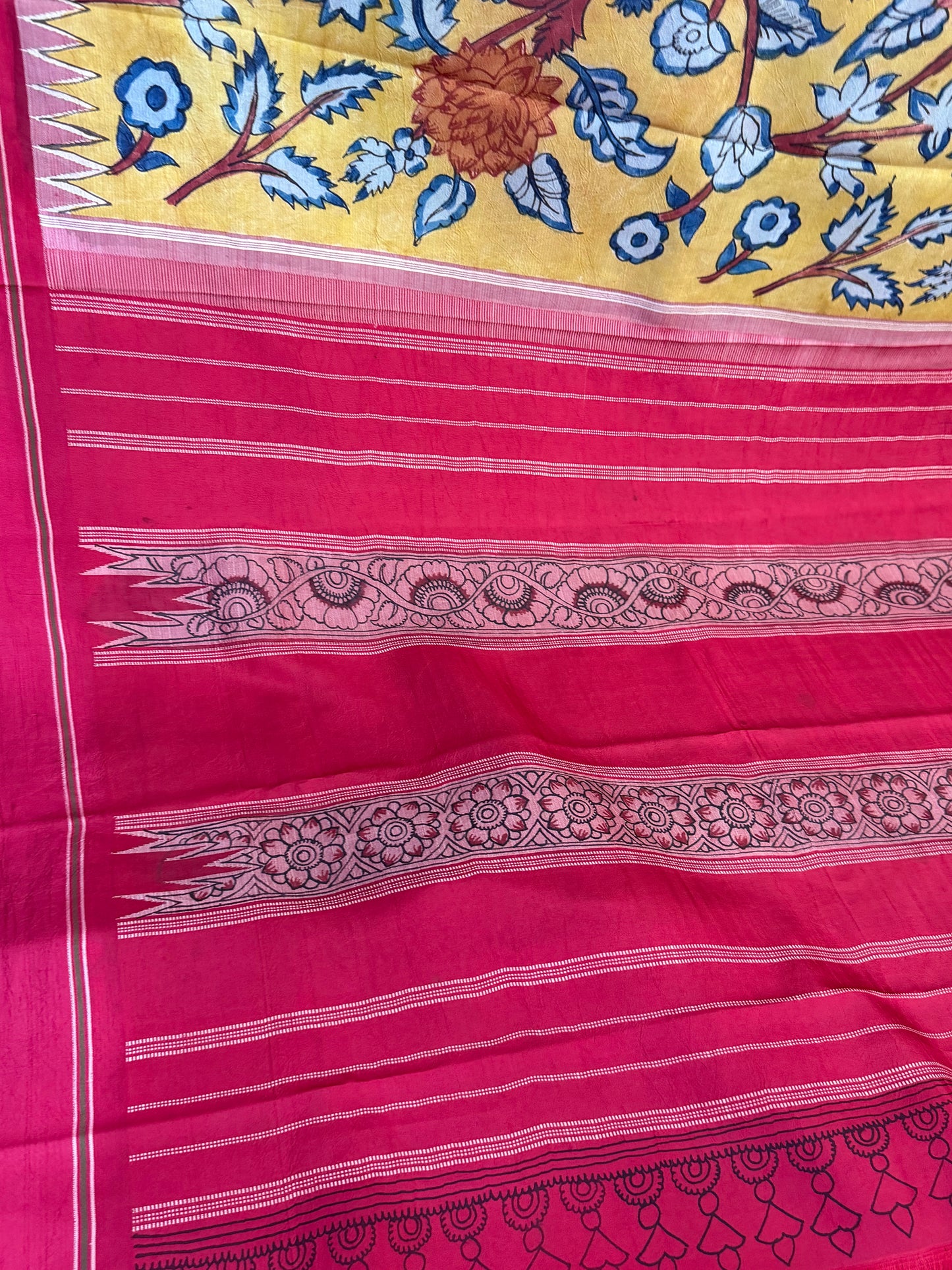 Kanchipattu with penkalamkari saree