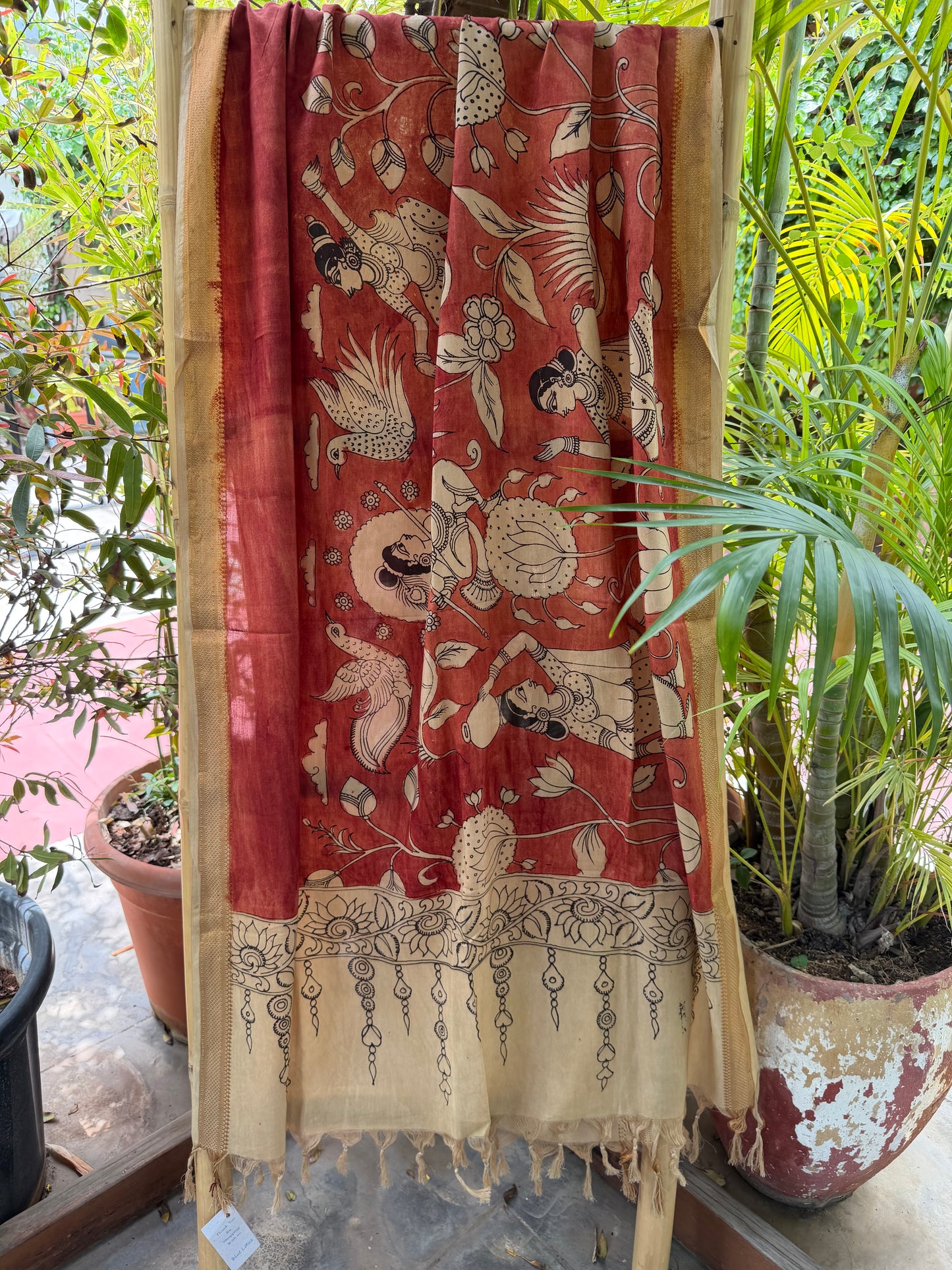 Penkalamkari dupatta