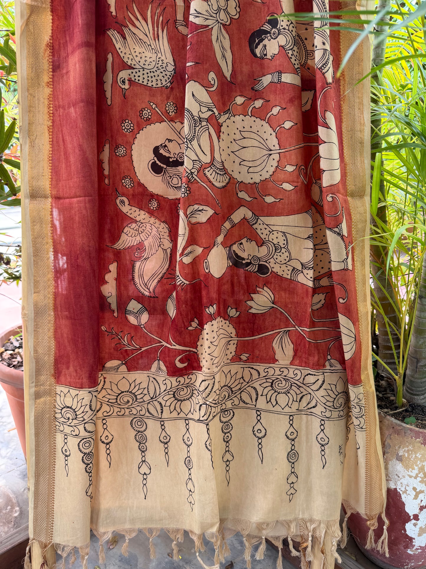 Penkalamkari dupatta