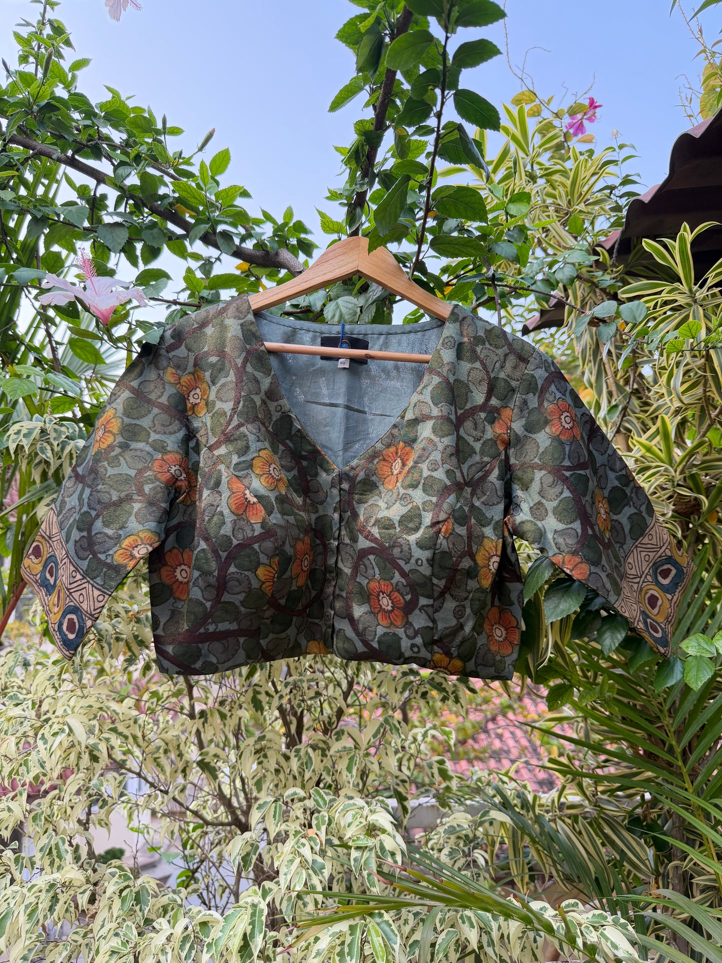 Ready to wear blouse (size-44)