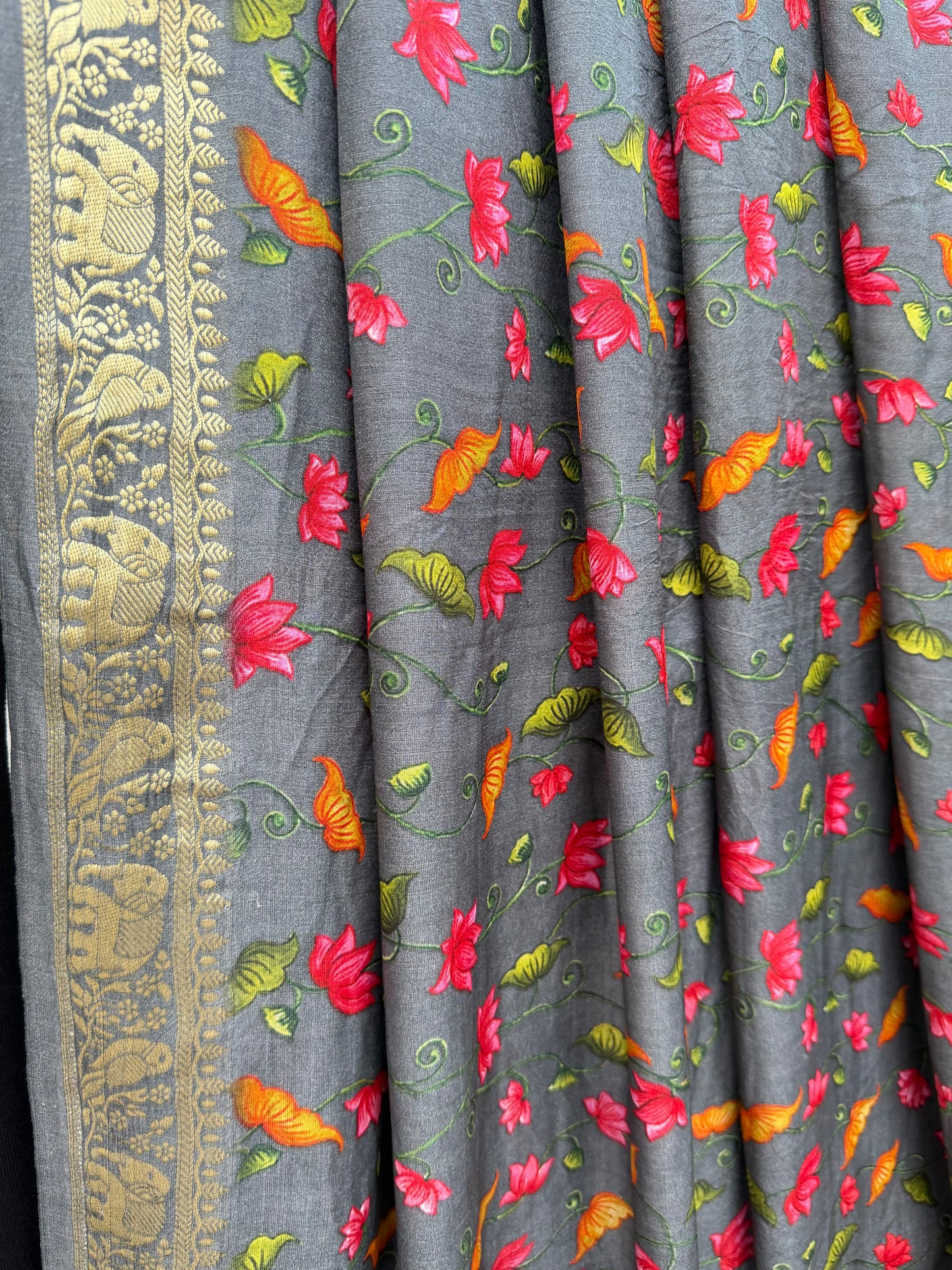 Digital Printed Gajjisilk Saree with Bandhini