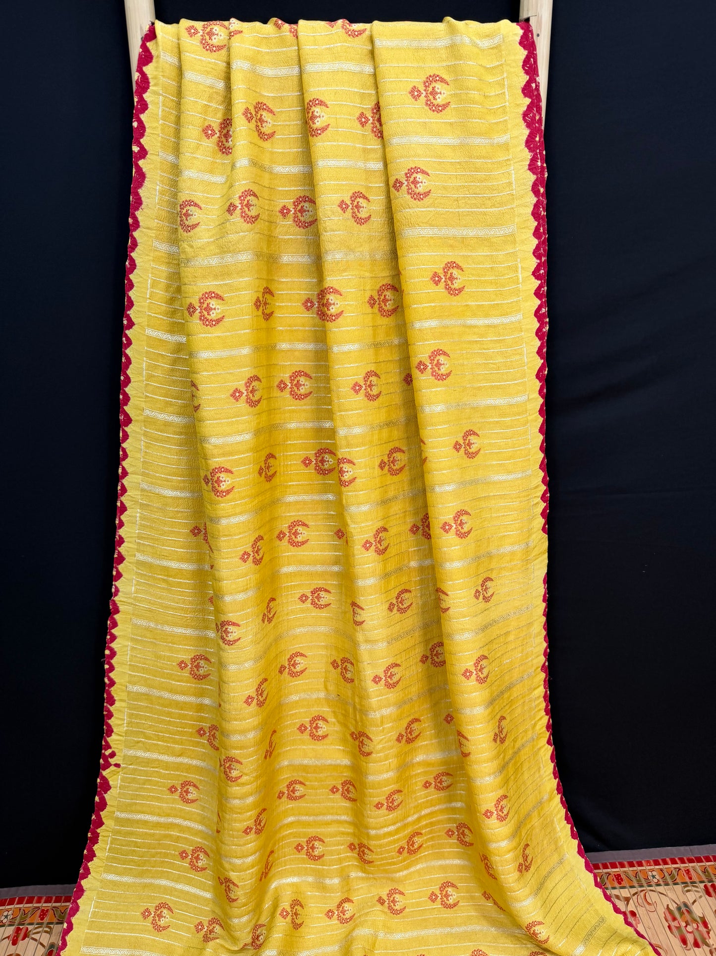 Puresilk tussar georgette benaras sarees.