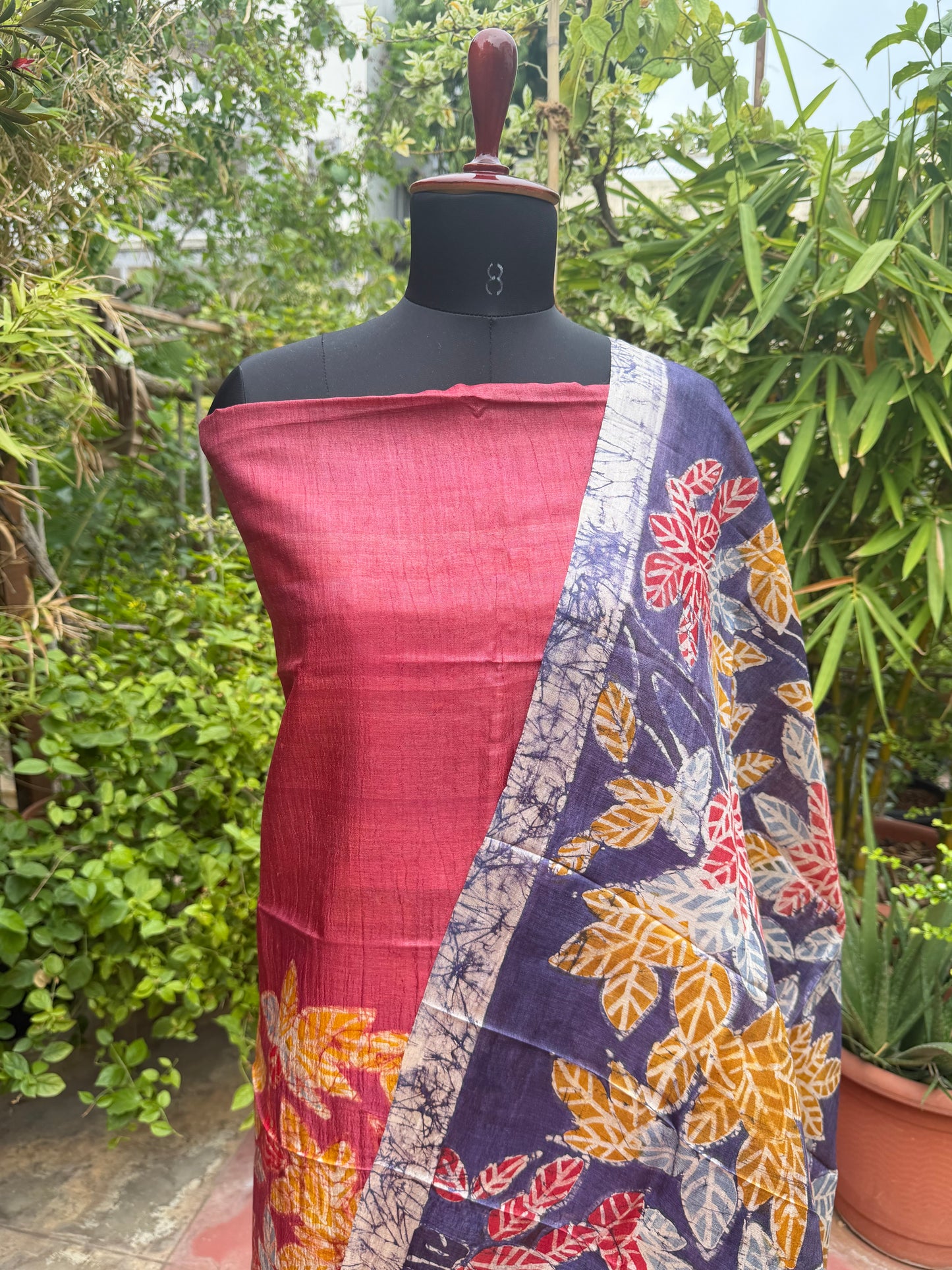Pure silk hand-batik kurta and dupatta set