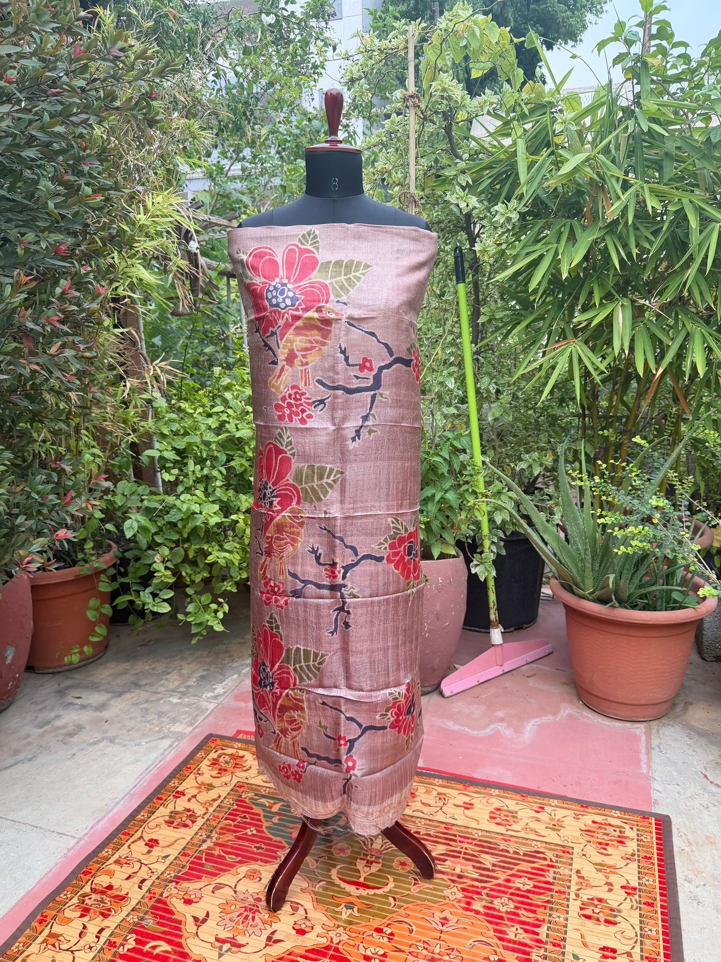 Pure silk hand-batik kurta and dupatta set