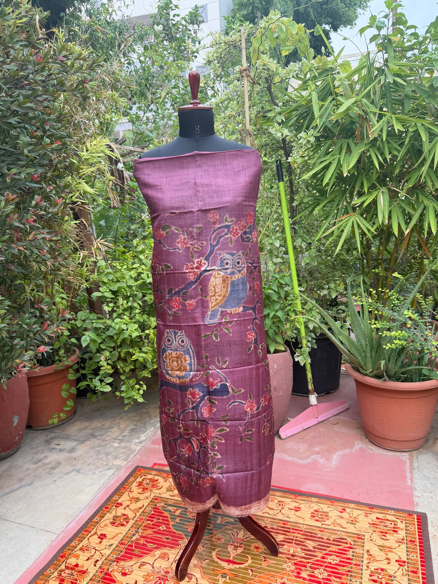 Pure silk hand-batik kurta and dupatta set