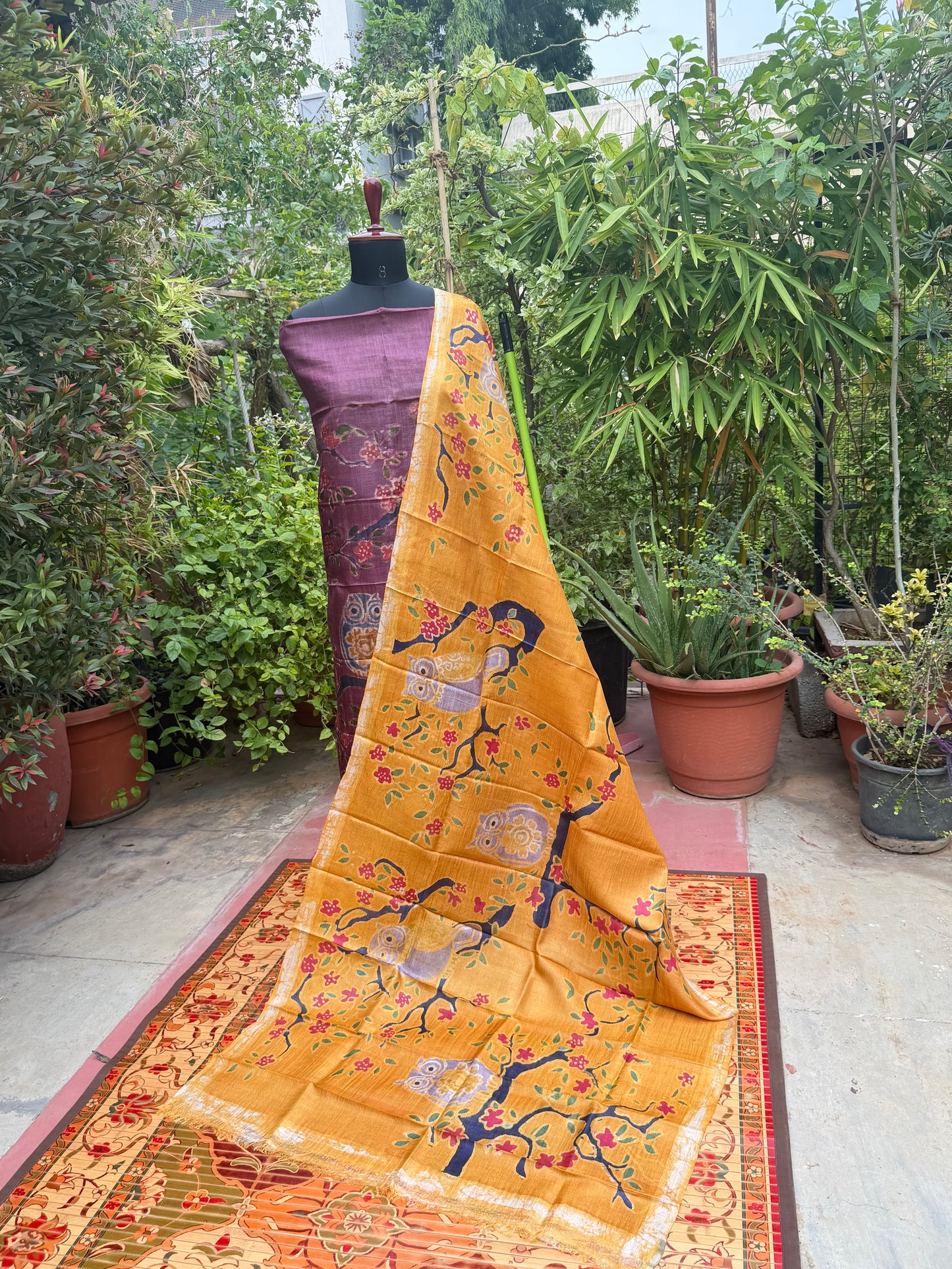 Pure silk hand-batik kurta and dupatta set