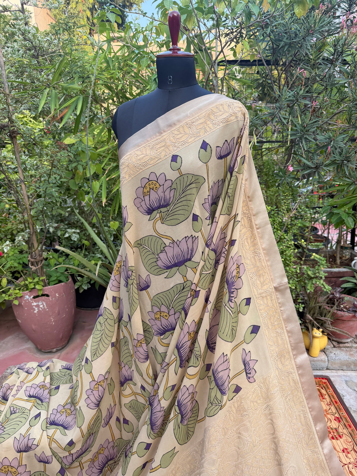 Pure silk Georgette Chikankari With Penkalamkari Saree
