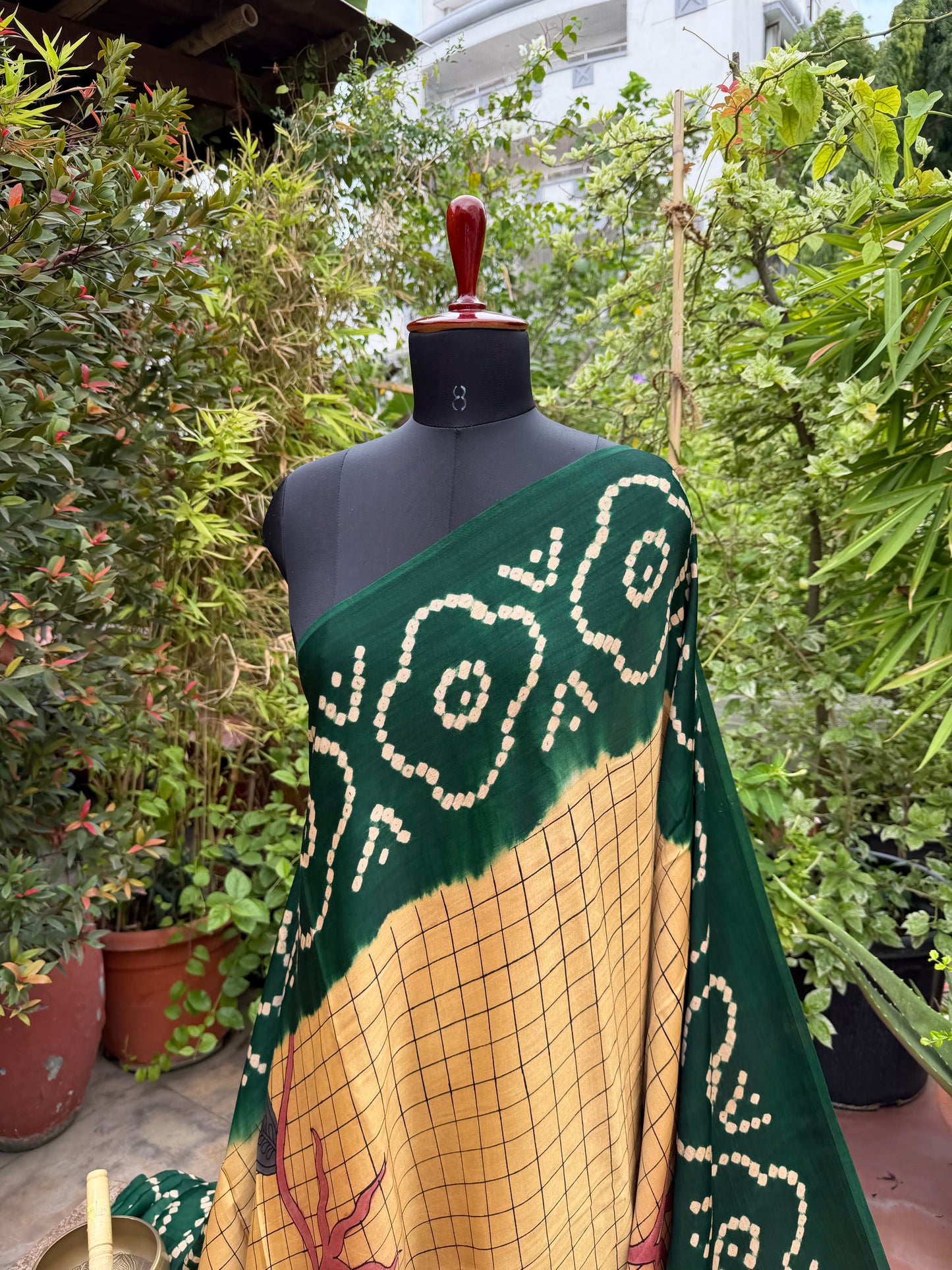 Modal silk bandini with penkalamkari saree
