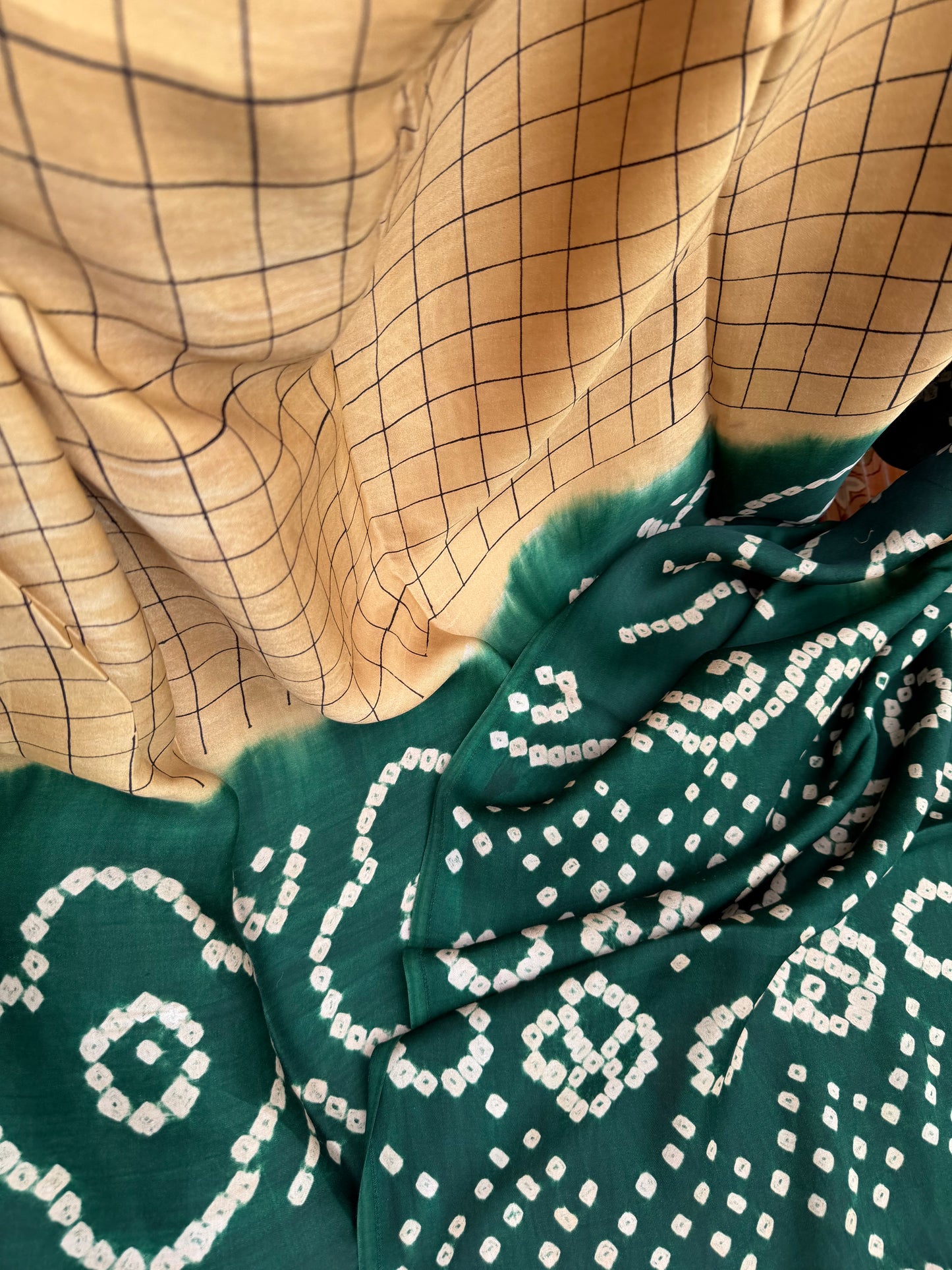 Modal silk bandini with penkalamkari saree