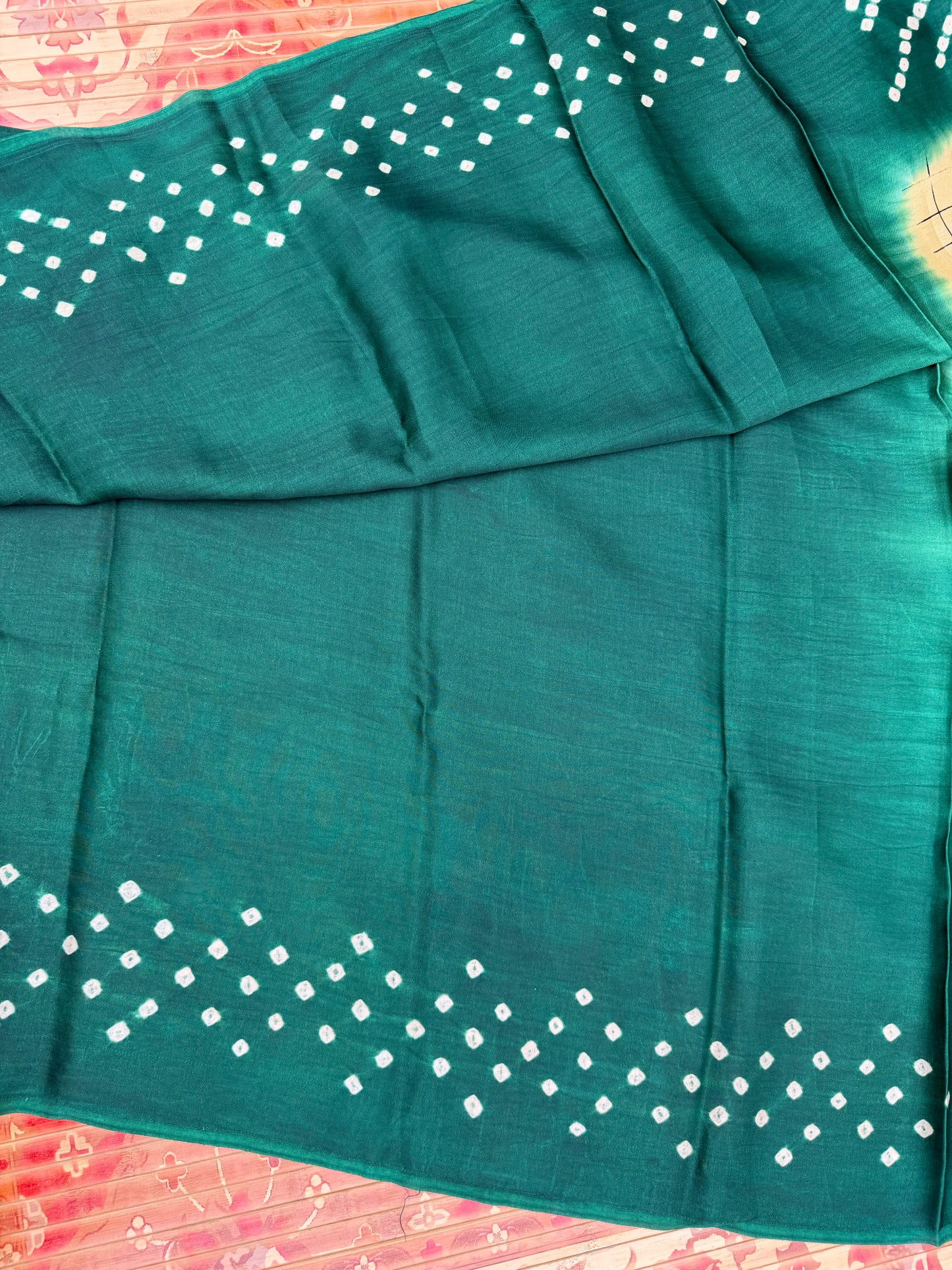 Modal silk bandini with penkalamkari saree