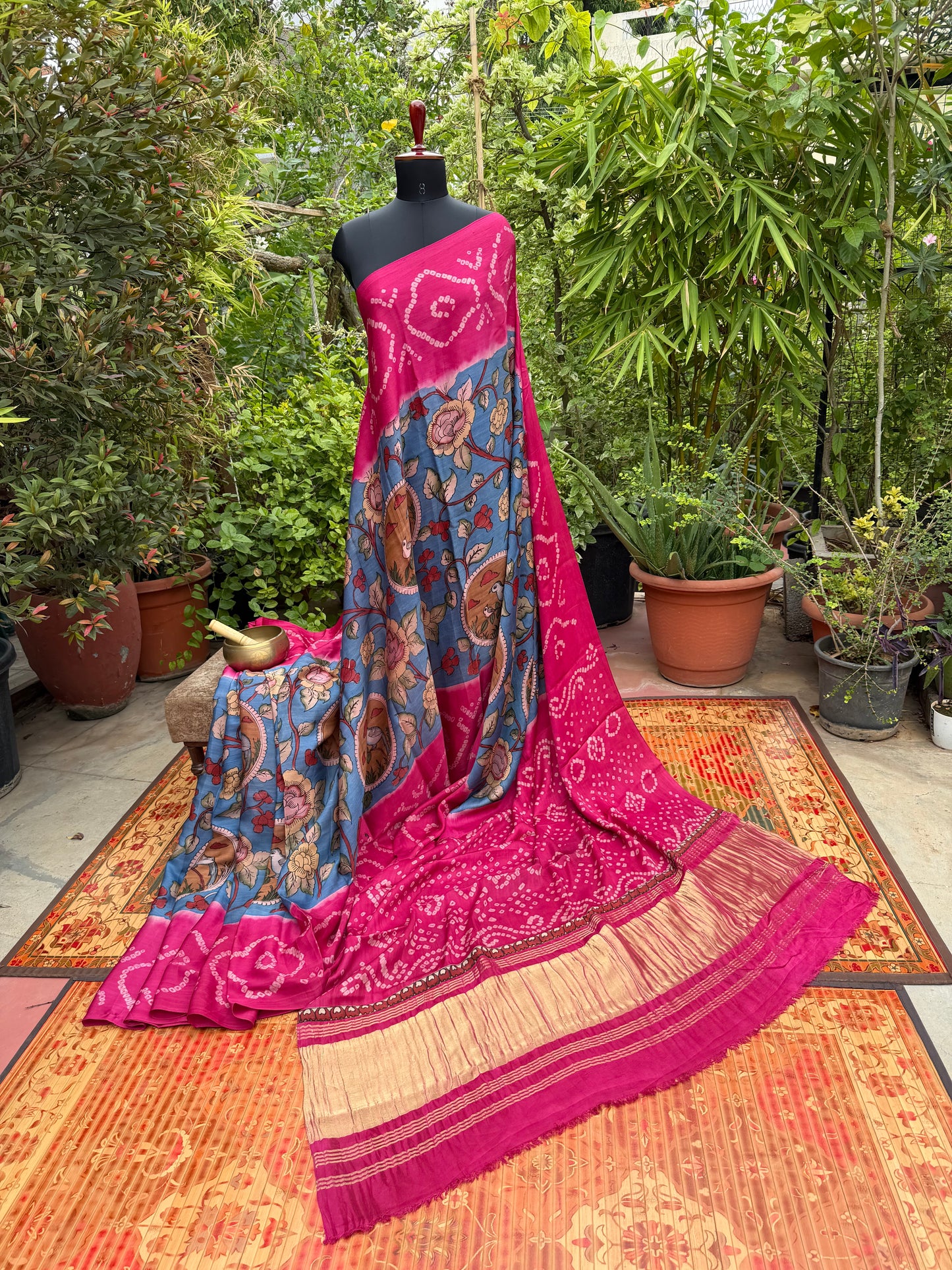 Modal silk bandini with penkalamkari saree