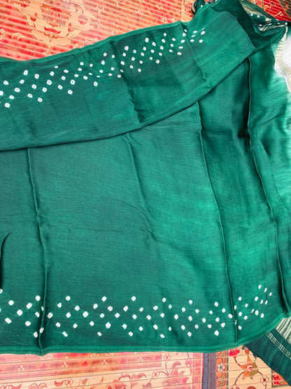 Modal silk bandini with penkalamkari saree