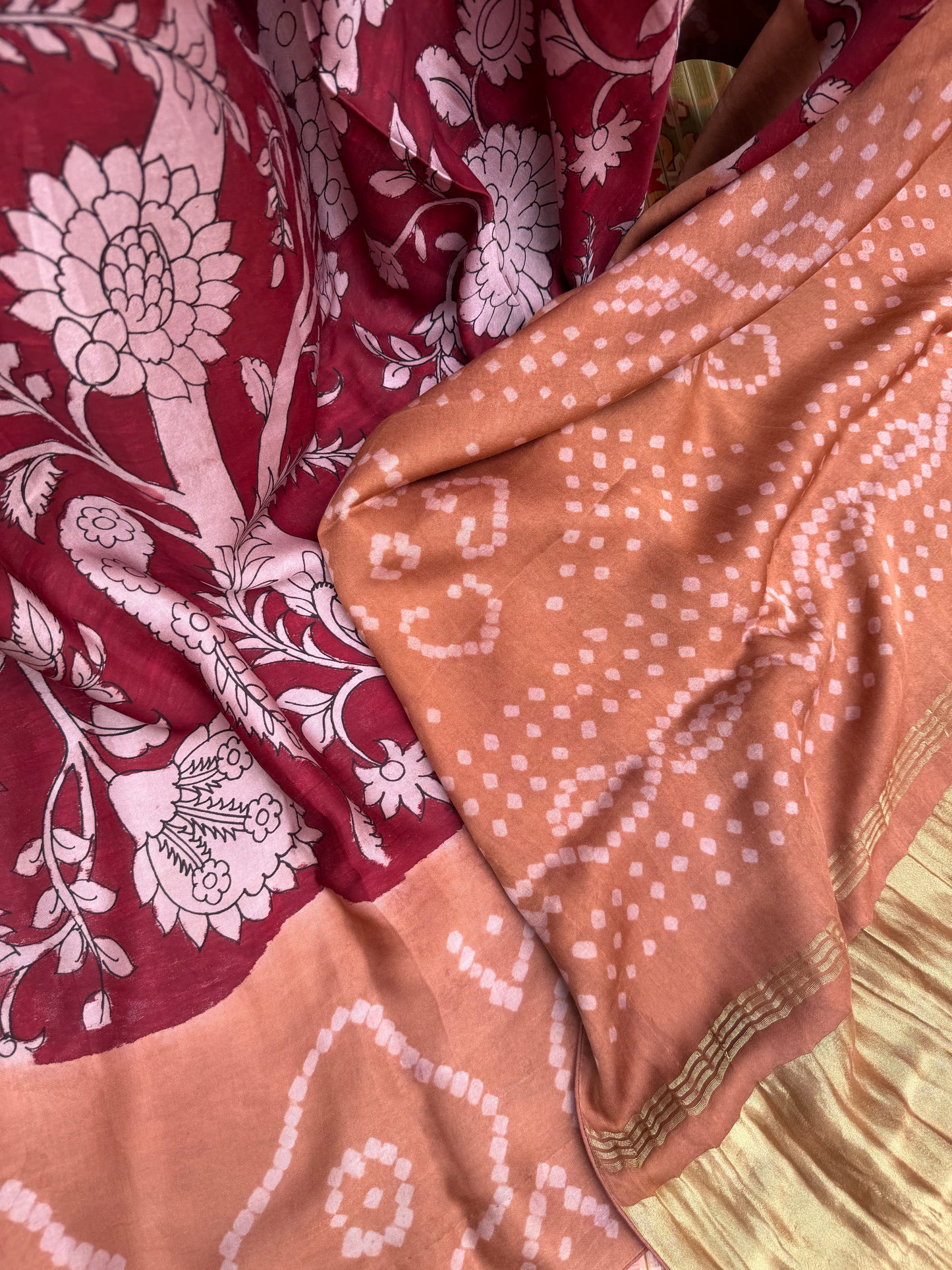 Modal silk bandini with penkalamkari saree