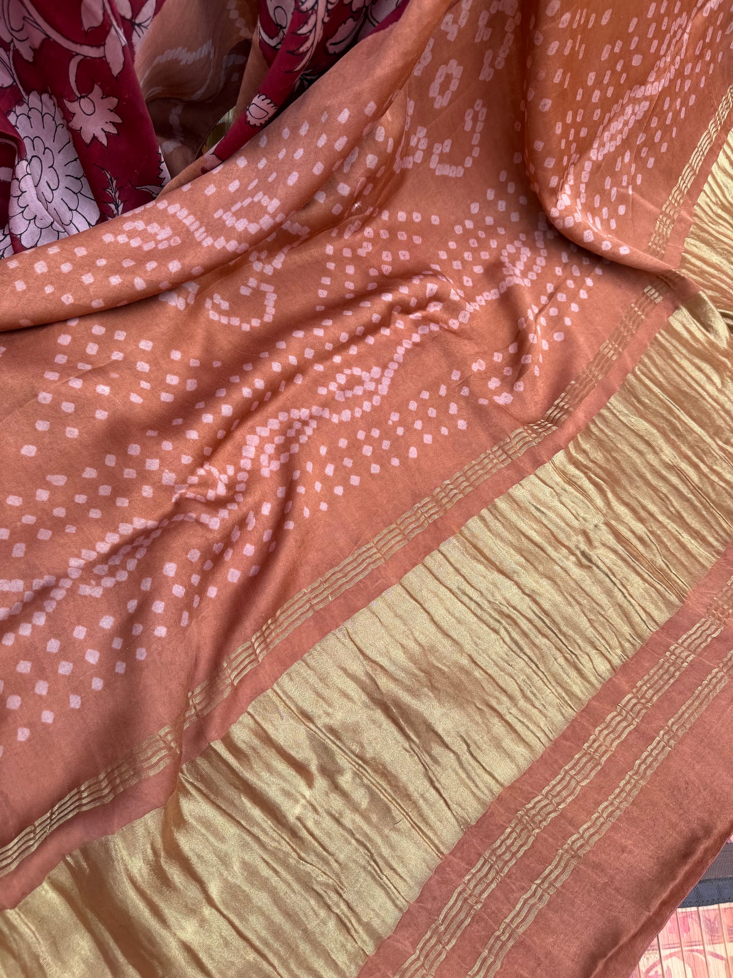 Modal silk bandini with penkalamkari saree