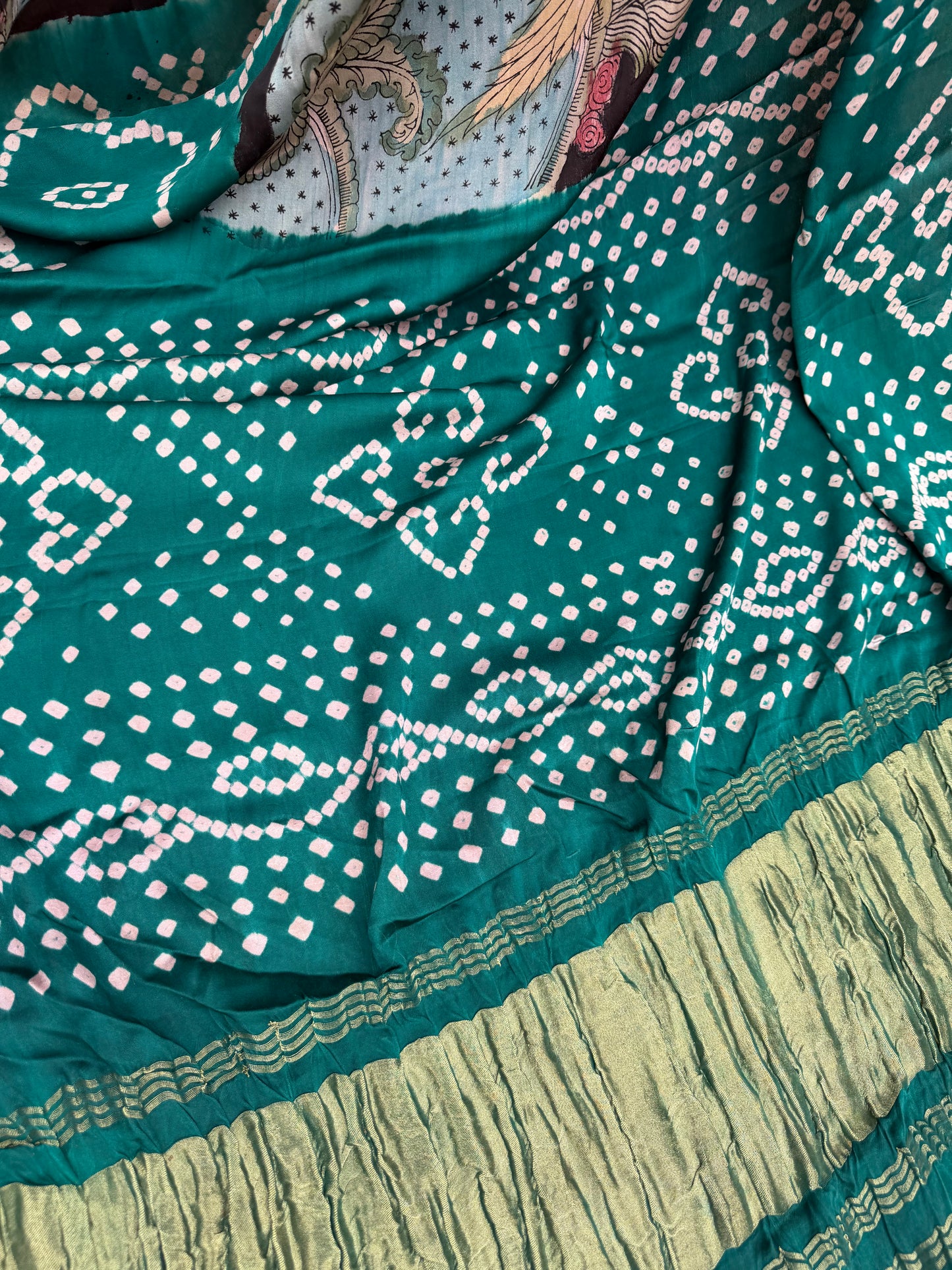 Modal silk bandini with penkalamkari saree