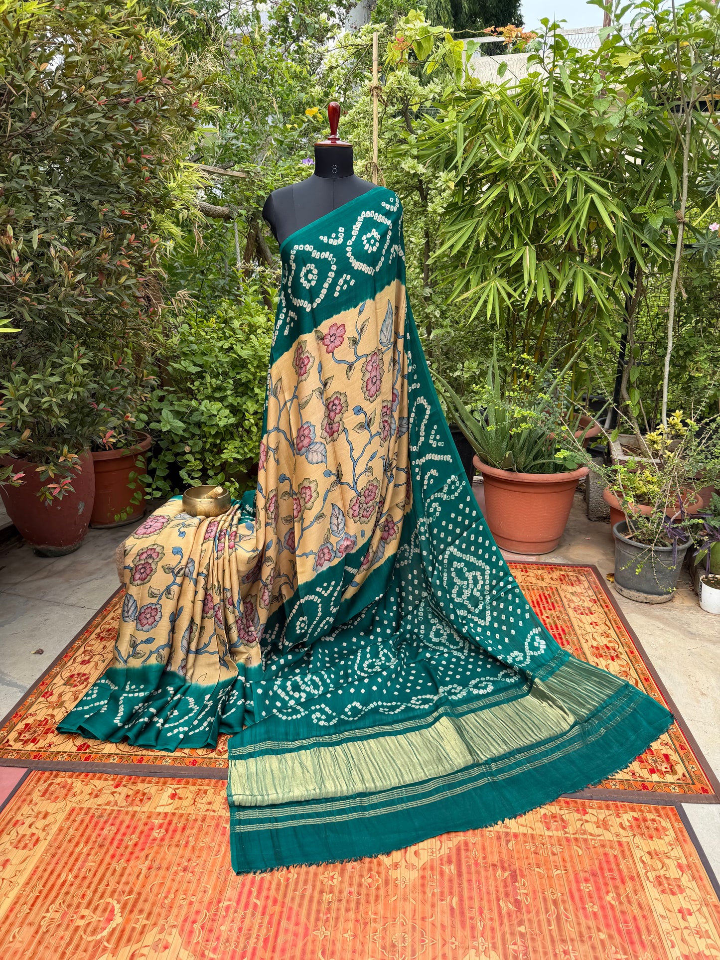 Modal silk bandini with penkalamkari saree