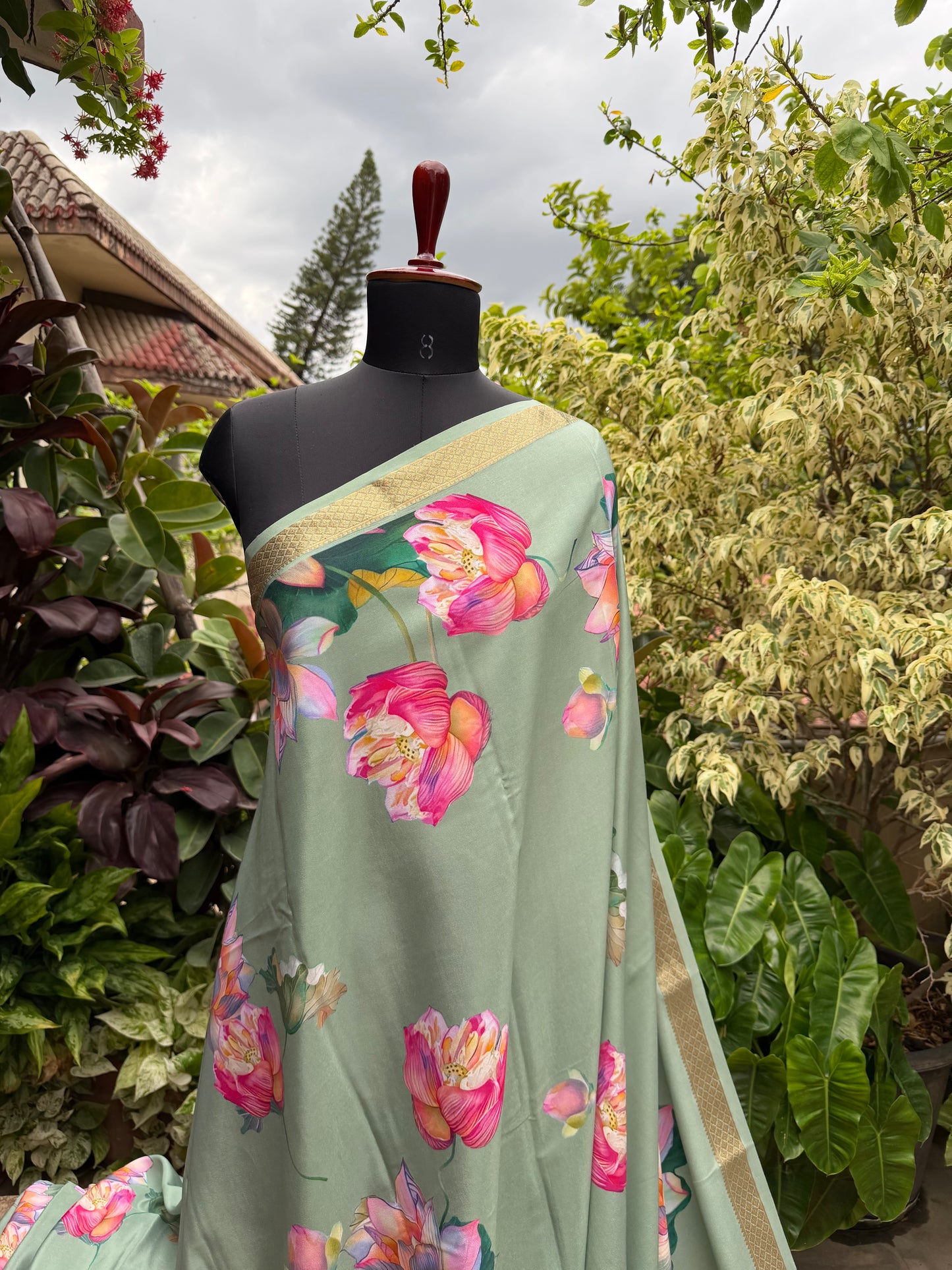 Pure crepe digital print saree