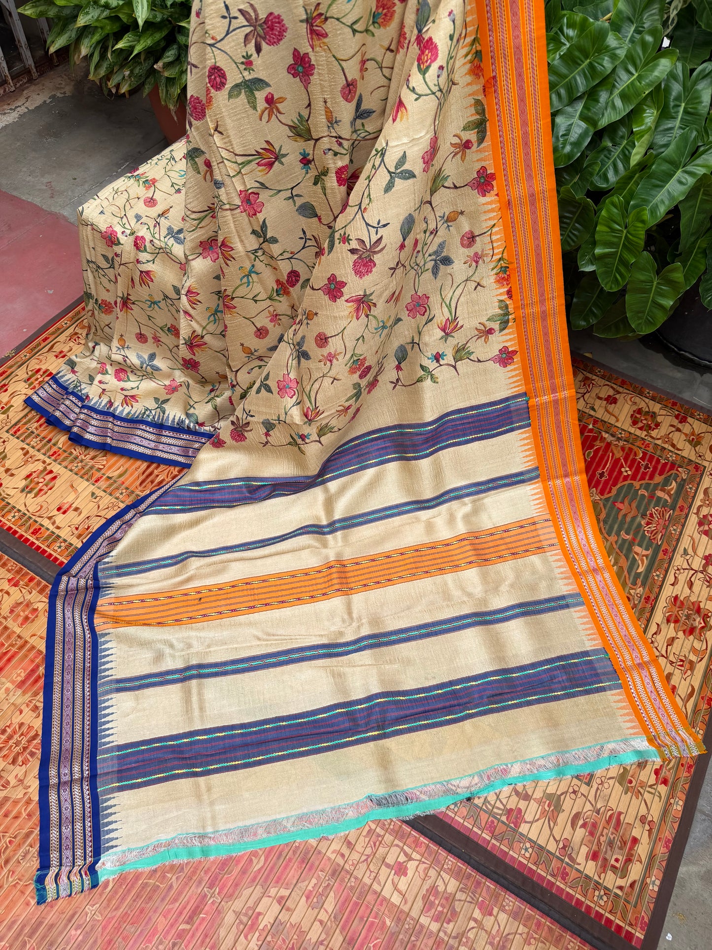 Pure silk hand-batik kurta and dupatta set
