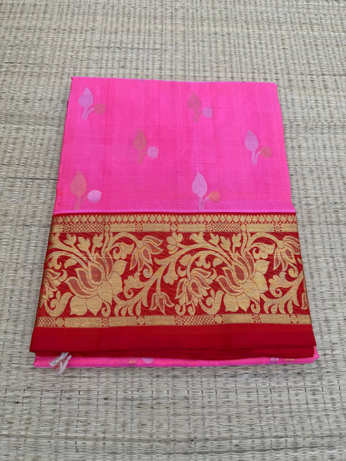 Vekatagiri pure silk jamdani saree