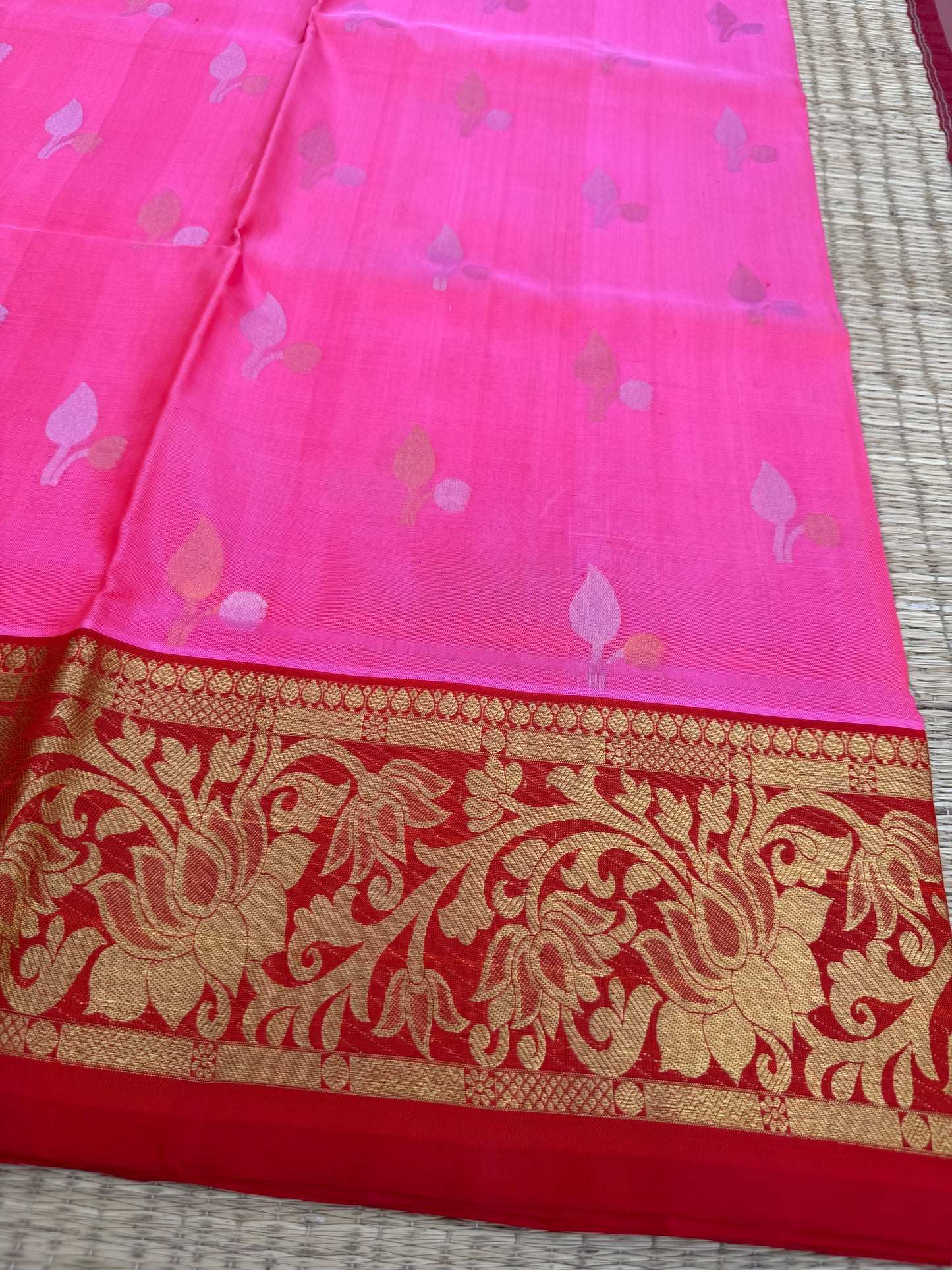 Vekatagiri pure silk jamdani saree