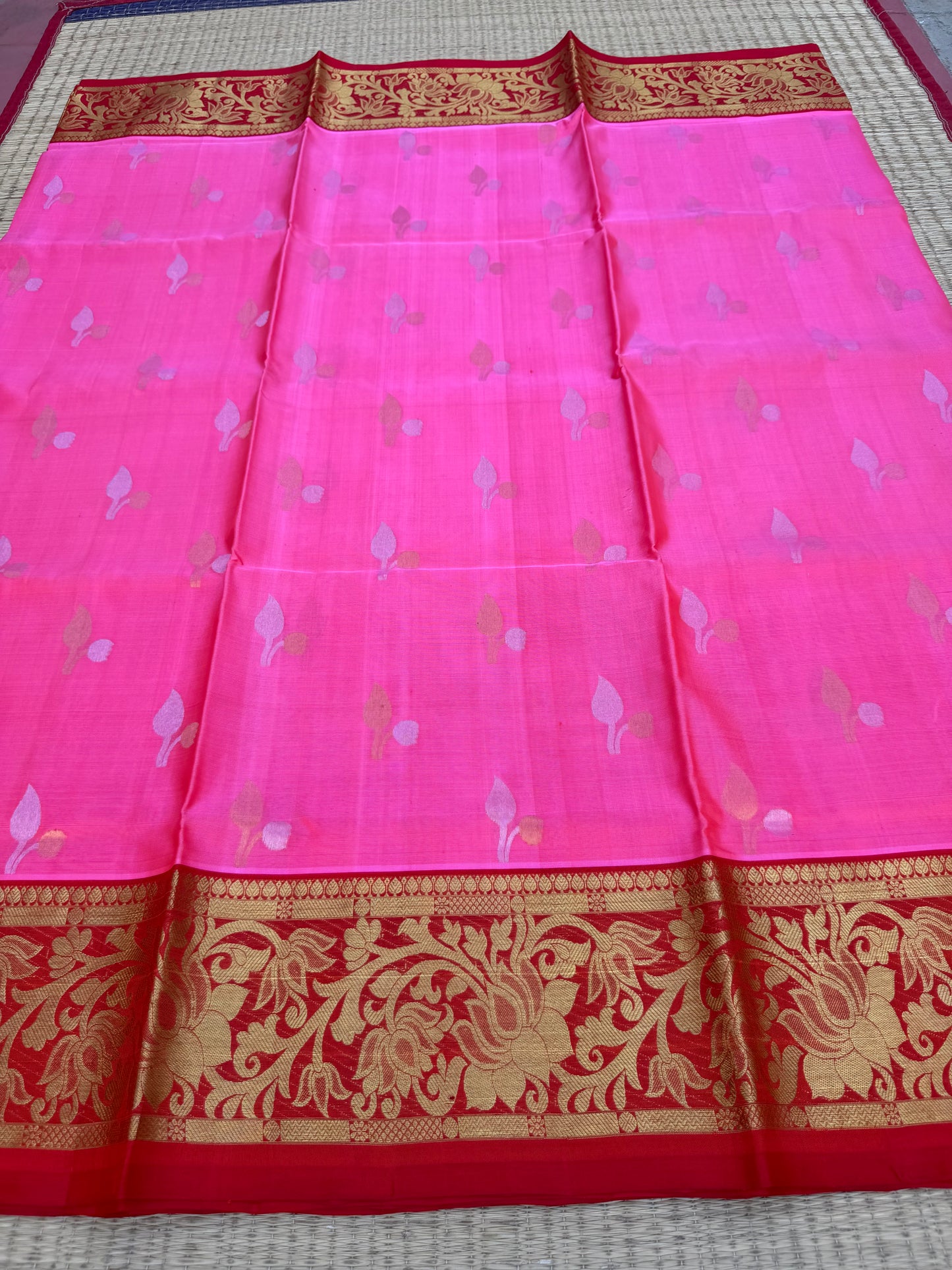 Vekatagiri pure silk jamdani saree