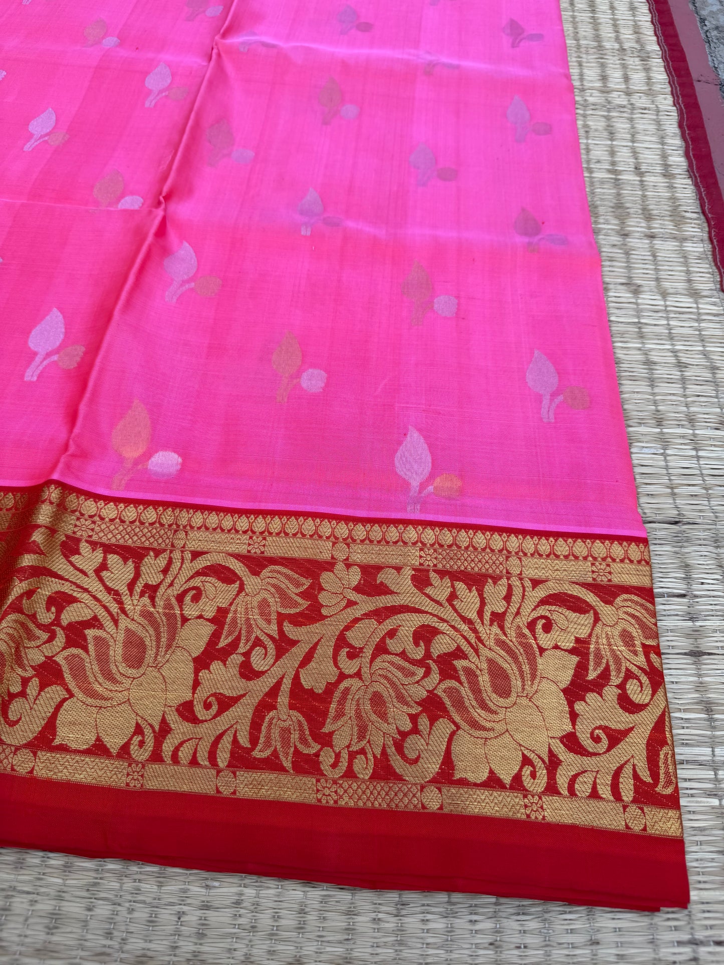 Vekatagiri pure silk jamdani saree