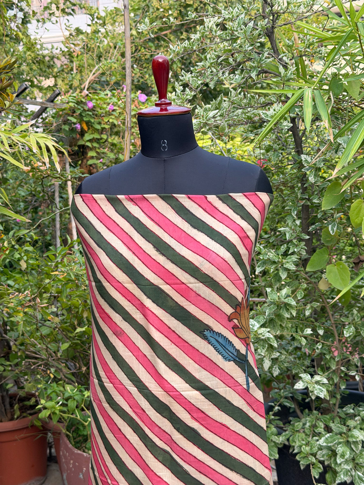 PenKalamkari Kurti Material