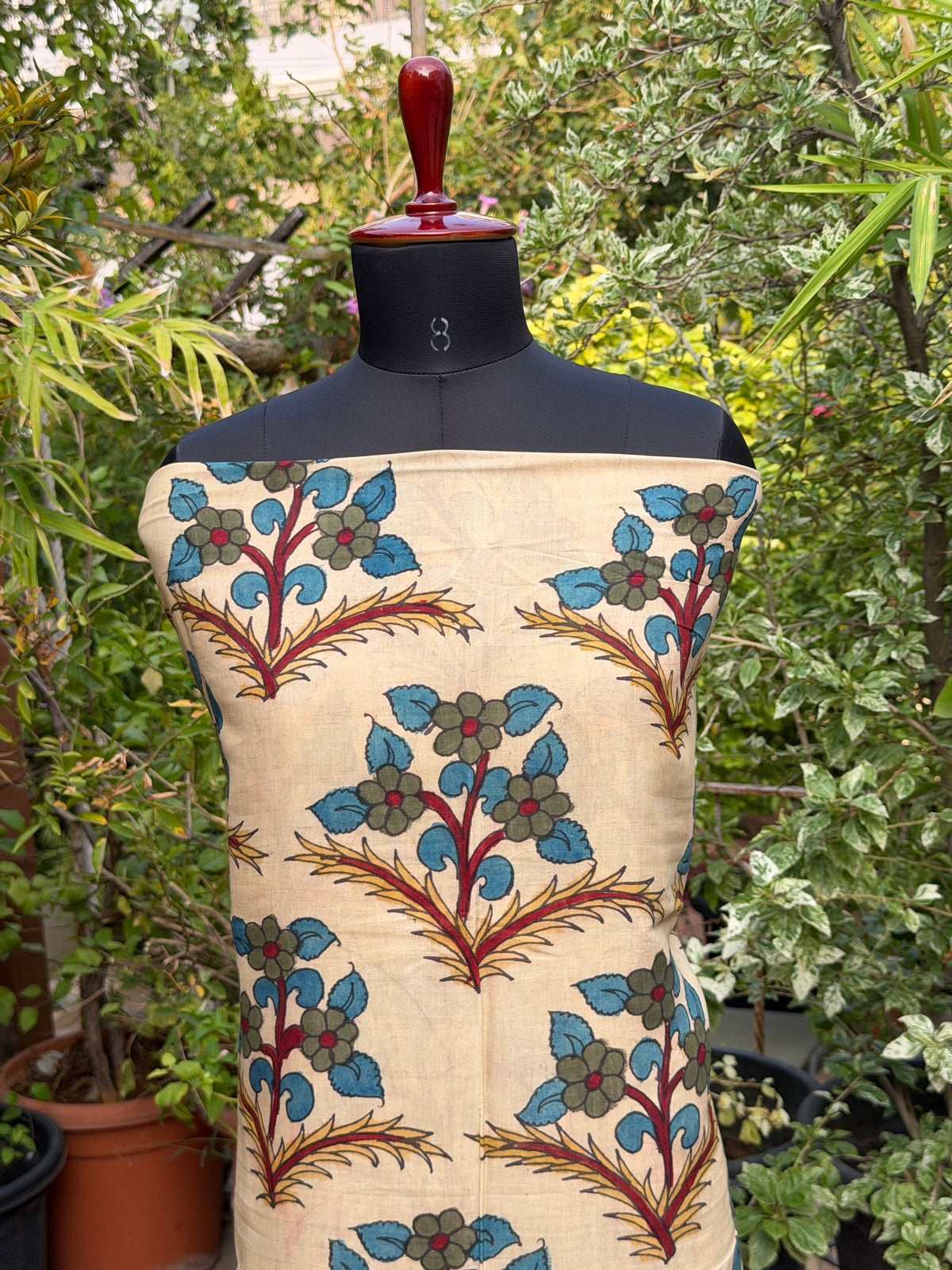 PenKalamkari kurti materials
