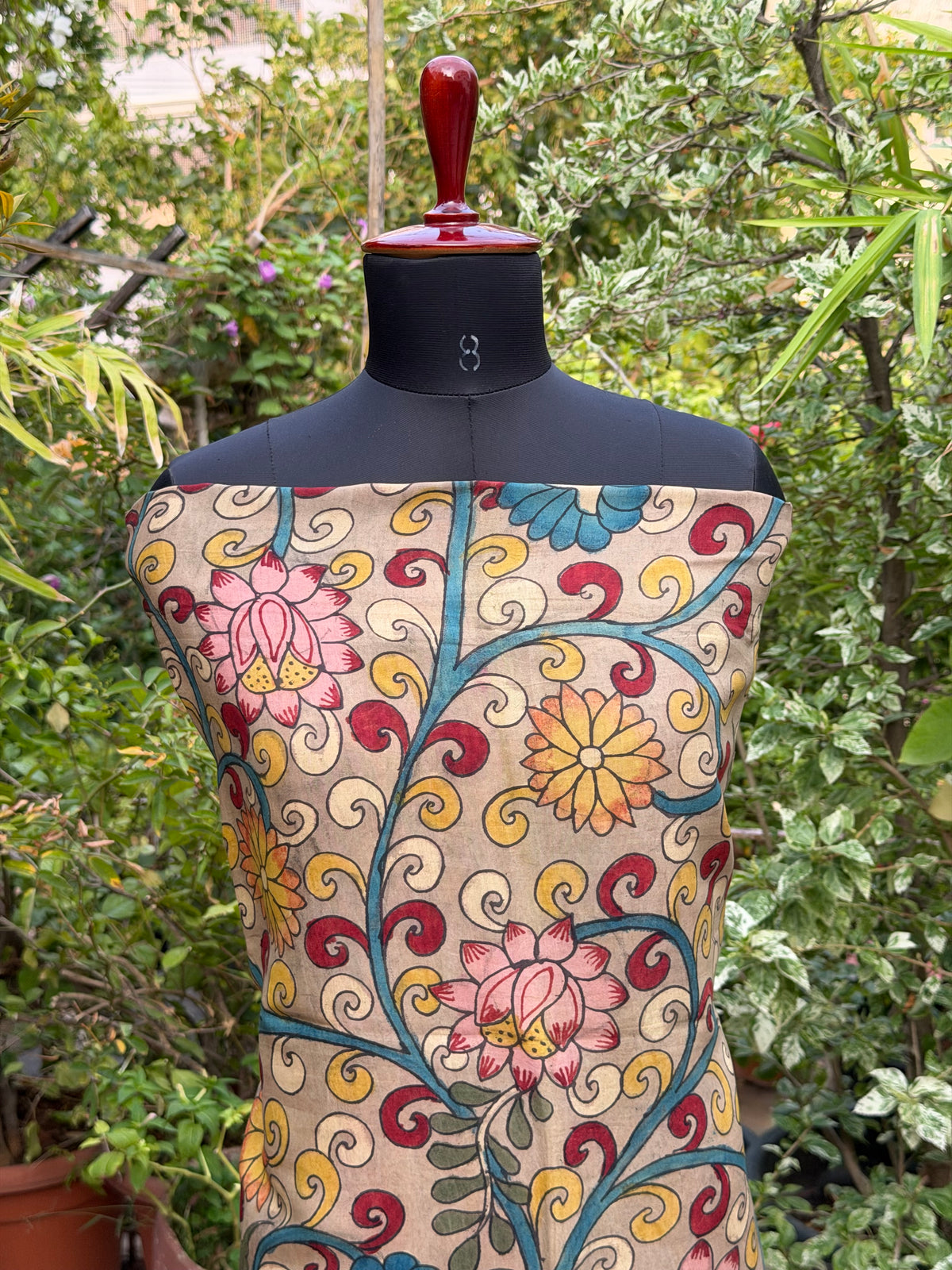 PenKalamkari kurti material
