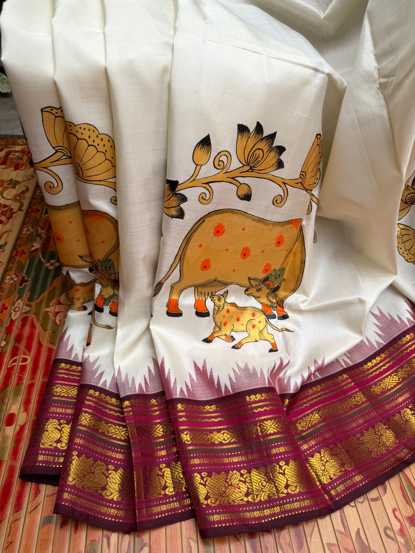 Pure silk kanchipattu pichwai painting
