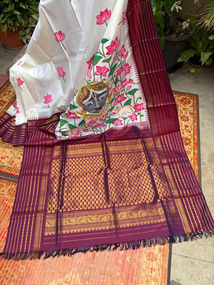 Pure silk kanchipattu pichwai painting