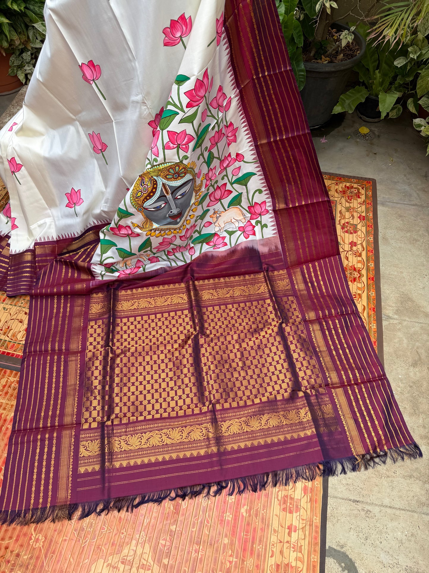 Pure silk kanchipattu pichwai painting