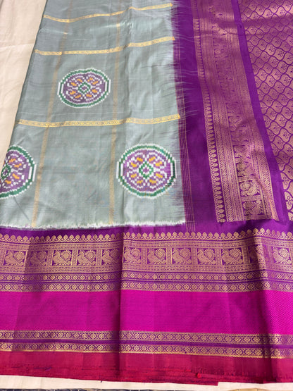 Handwoven Ikat Circle Motifs With Double Kanchi Border Saree