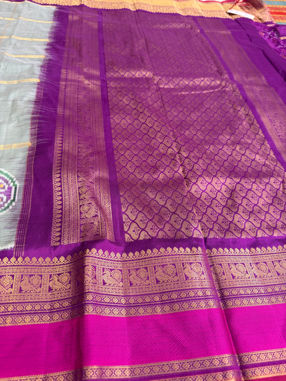 Handwoven Ikat Circle Motifs With Double Kanchi Border Saree