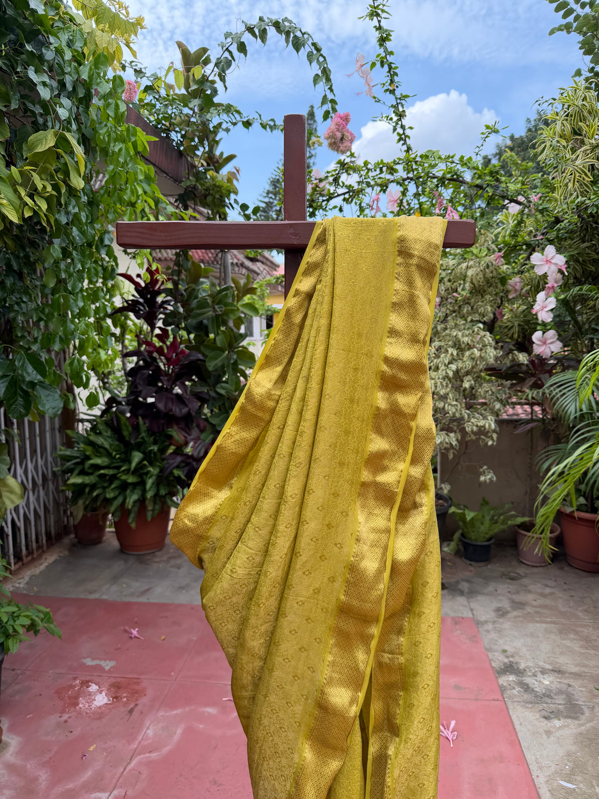 Pure benaras crepe with handknotted bandhini pallus & blouses.