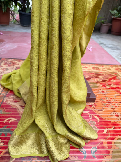 Pure benaras crepe with handknotted bandhini pallus & blouses.
