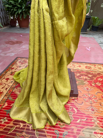 Pure benaras crepe with handknotted bandhini pallus & blouses.