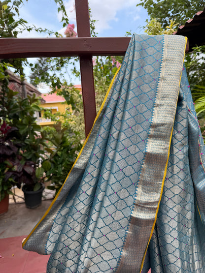 Pure benaras crepe with handknotted bandhini pallus & blouses.