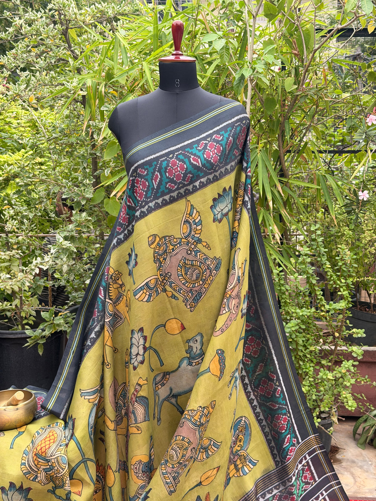 Handwoven Pure Silk Ikkat Patola With Penkalamakri saree