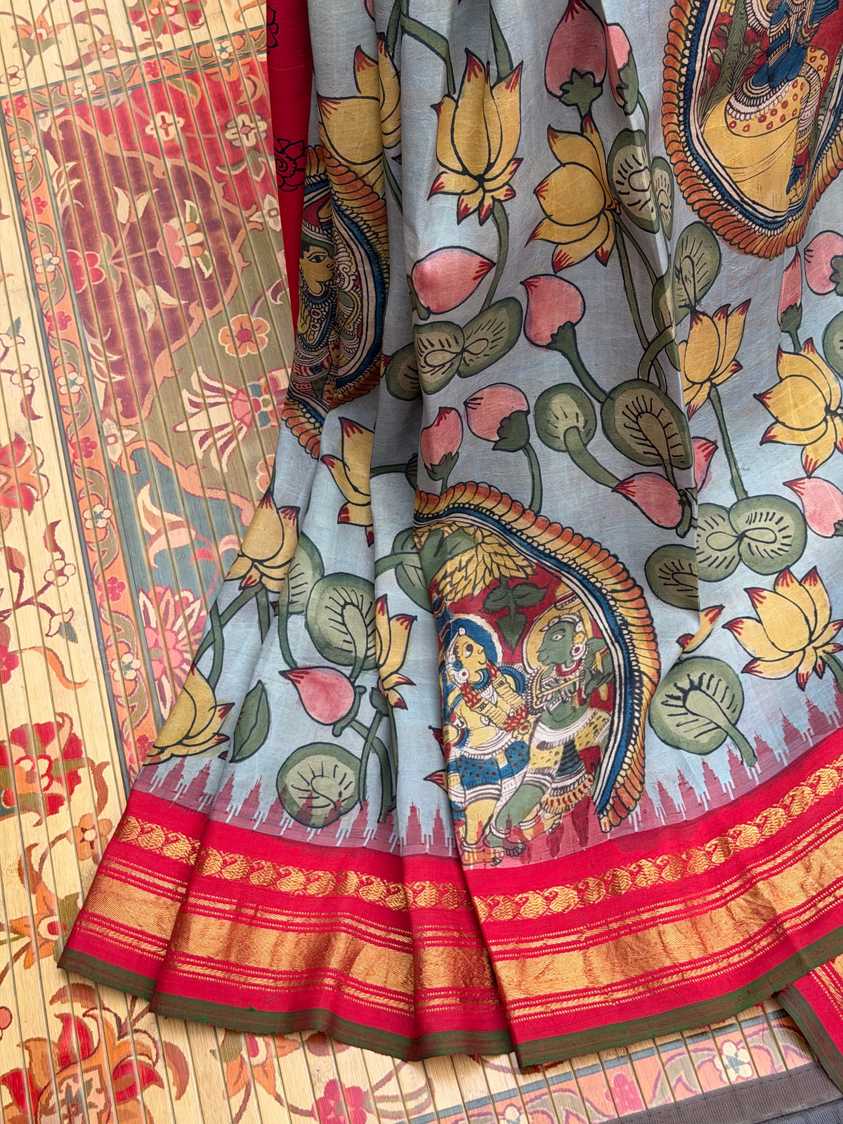 Pure Silk Handwoven Gadwal silk With Penkalamkari Saree