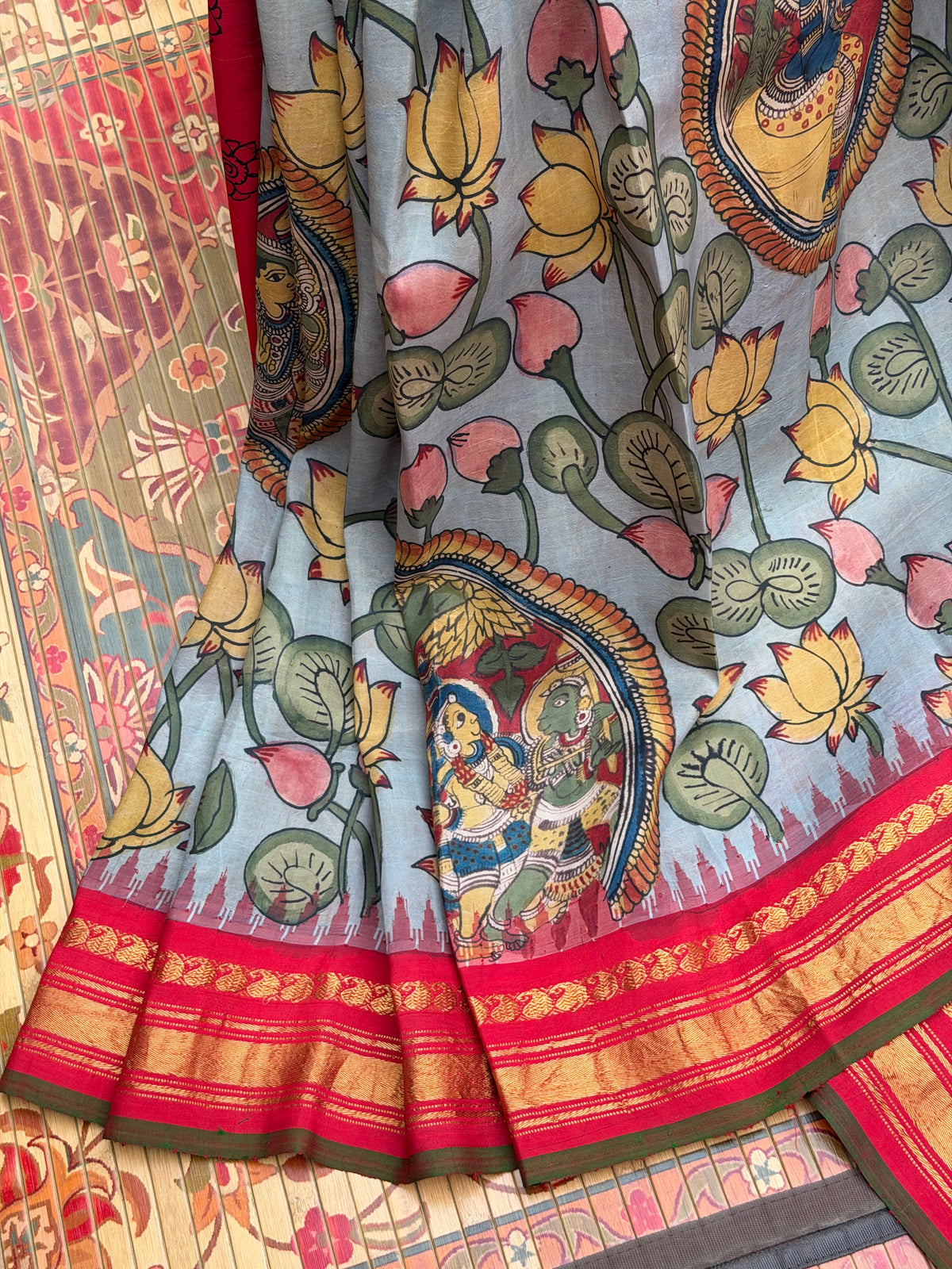 Pure Silk Handwoven Gadwal silk With Penkalamkari Saree
